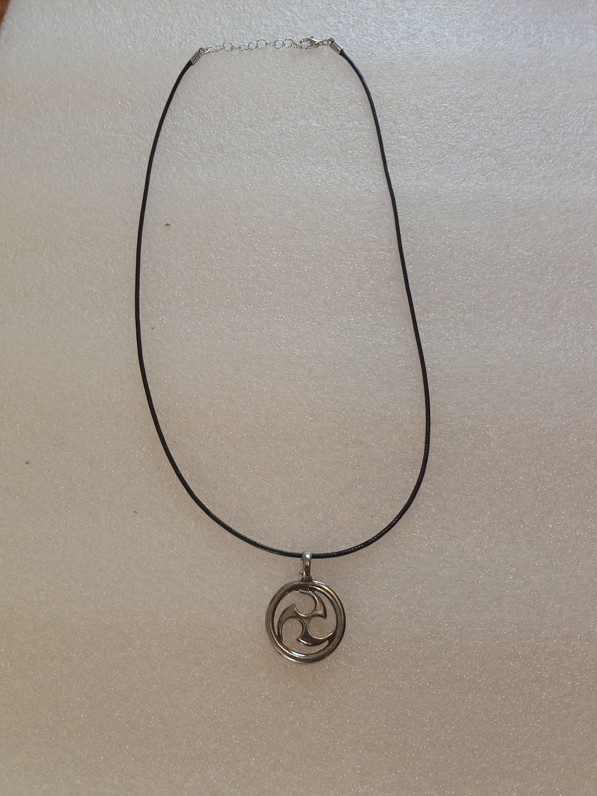 Goth pendant 1″ in Diameter 2 Cords, Gift Box, and Pouch PN1