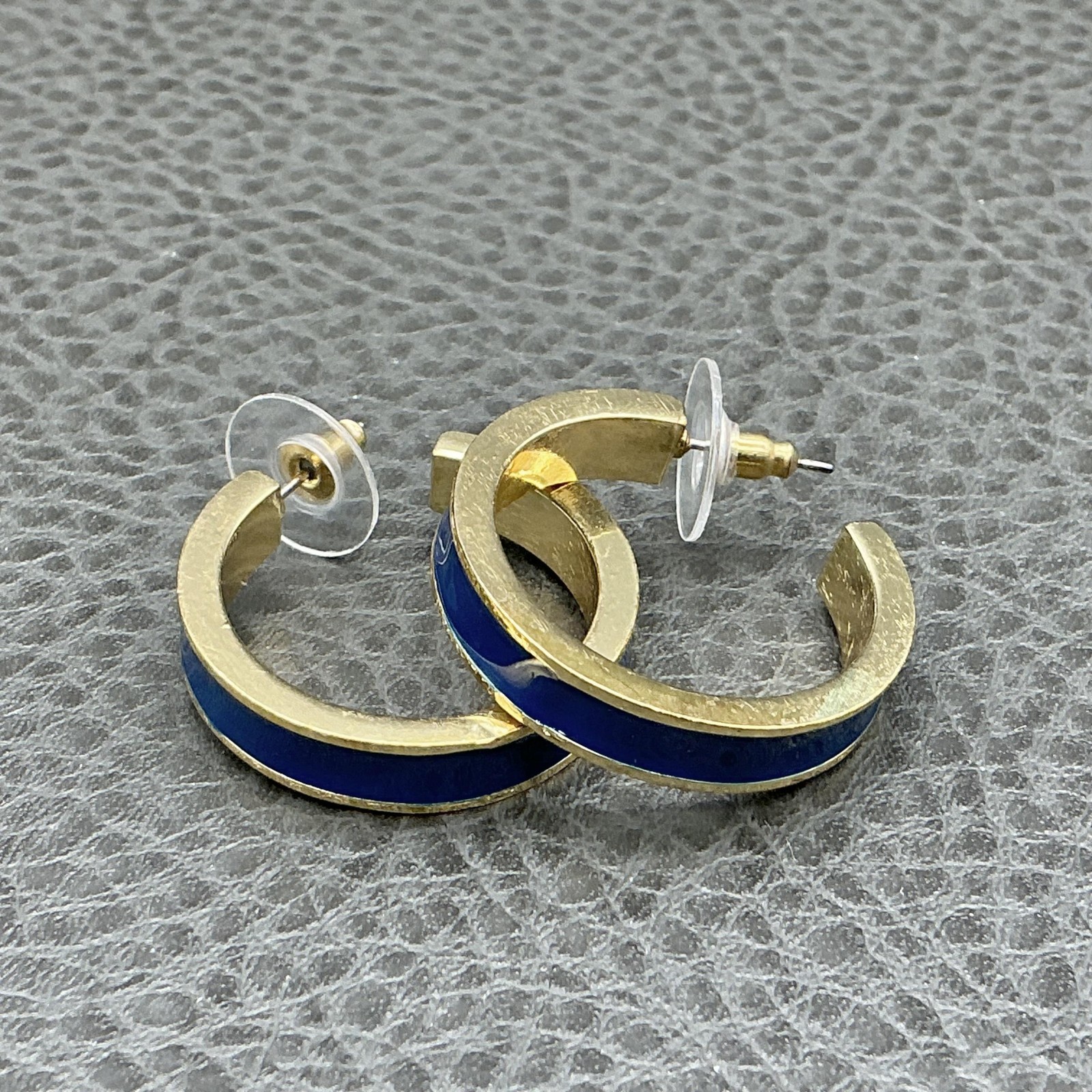 Liz Claiborne Gold Tone Blue Enamel Hoop Earrings Womens Pierced Post Classic