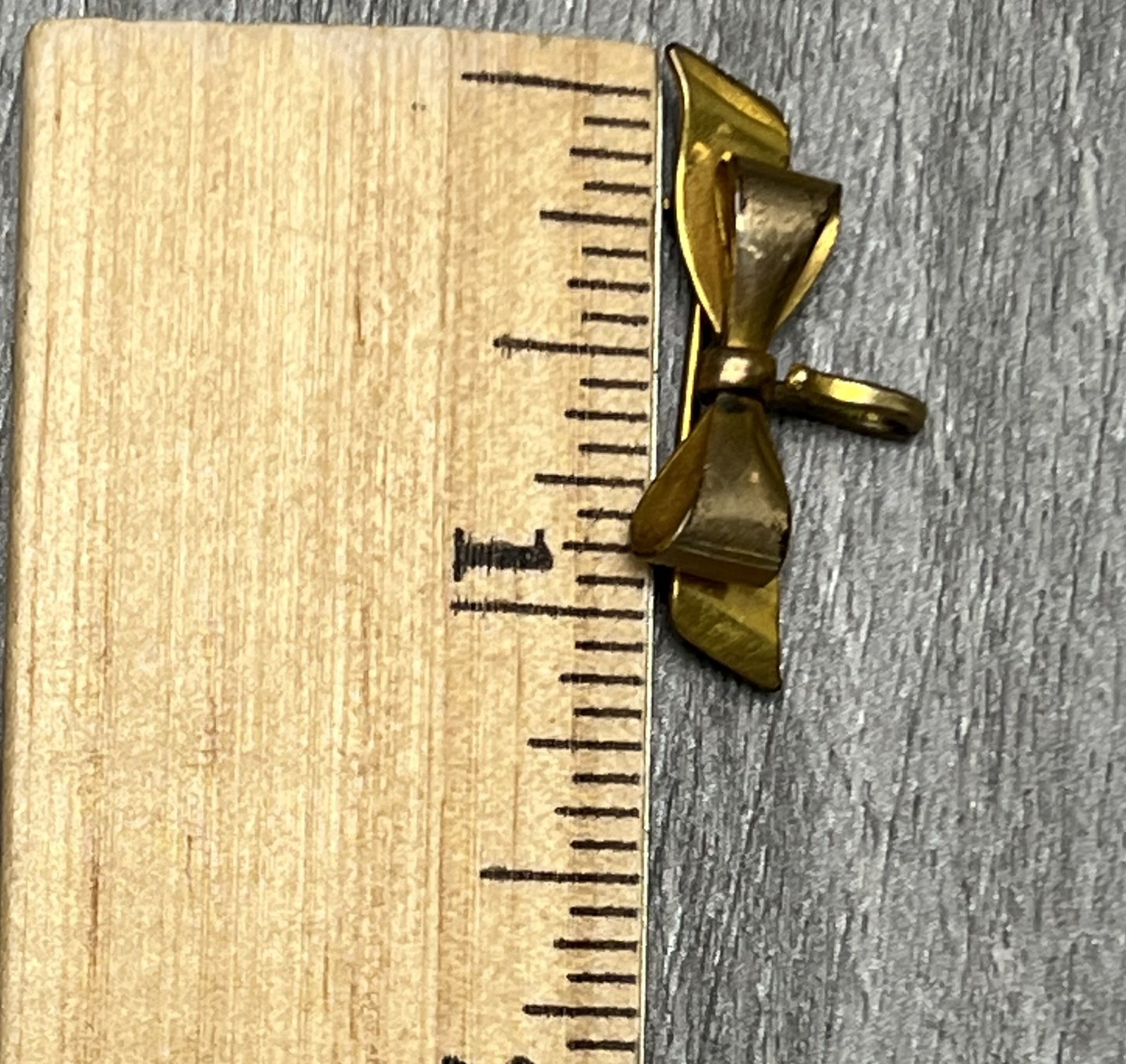 Vintage 1/20-12K GF Gold Filled Bow Brooch Pin with Hook 2.3g