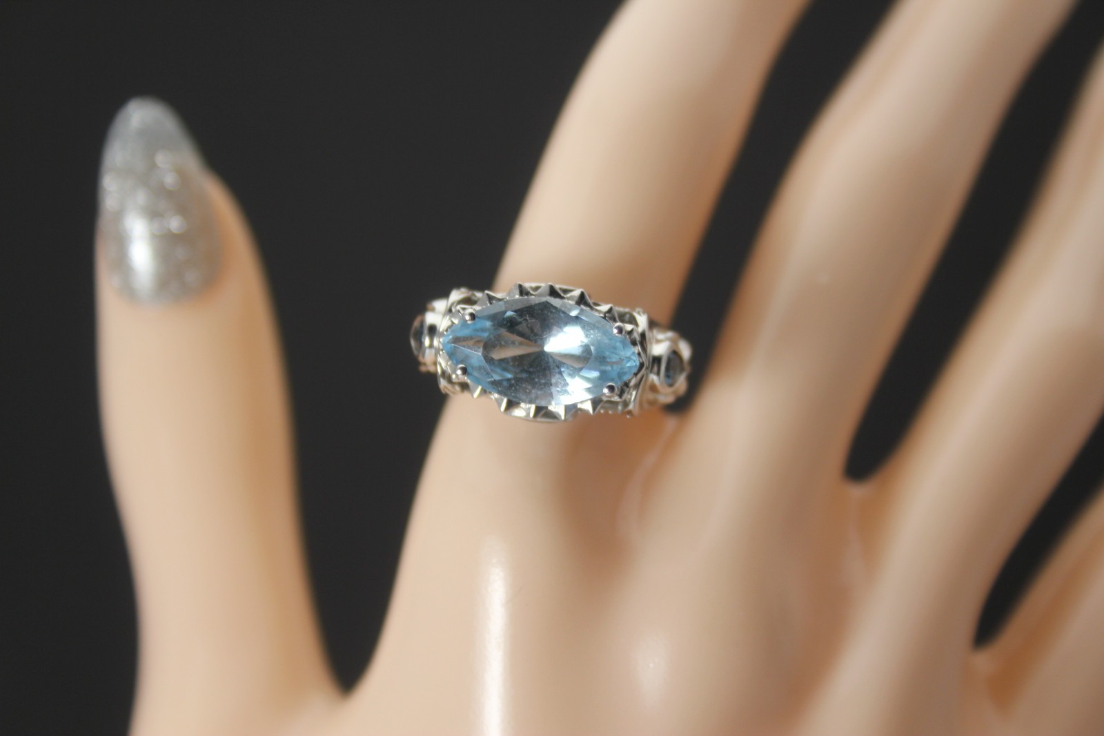925 Sterling Silver Marquise Cut Blue Topaz Size 7 Ring 6.6 Grams (RIN9825)