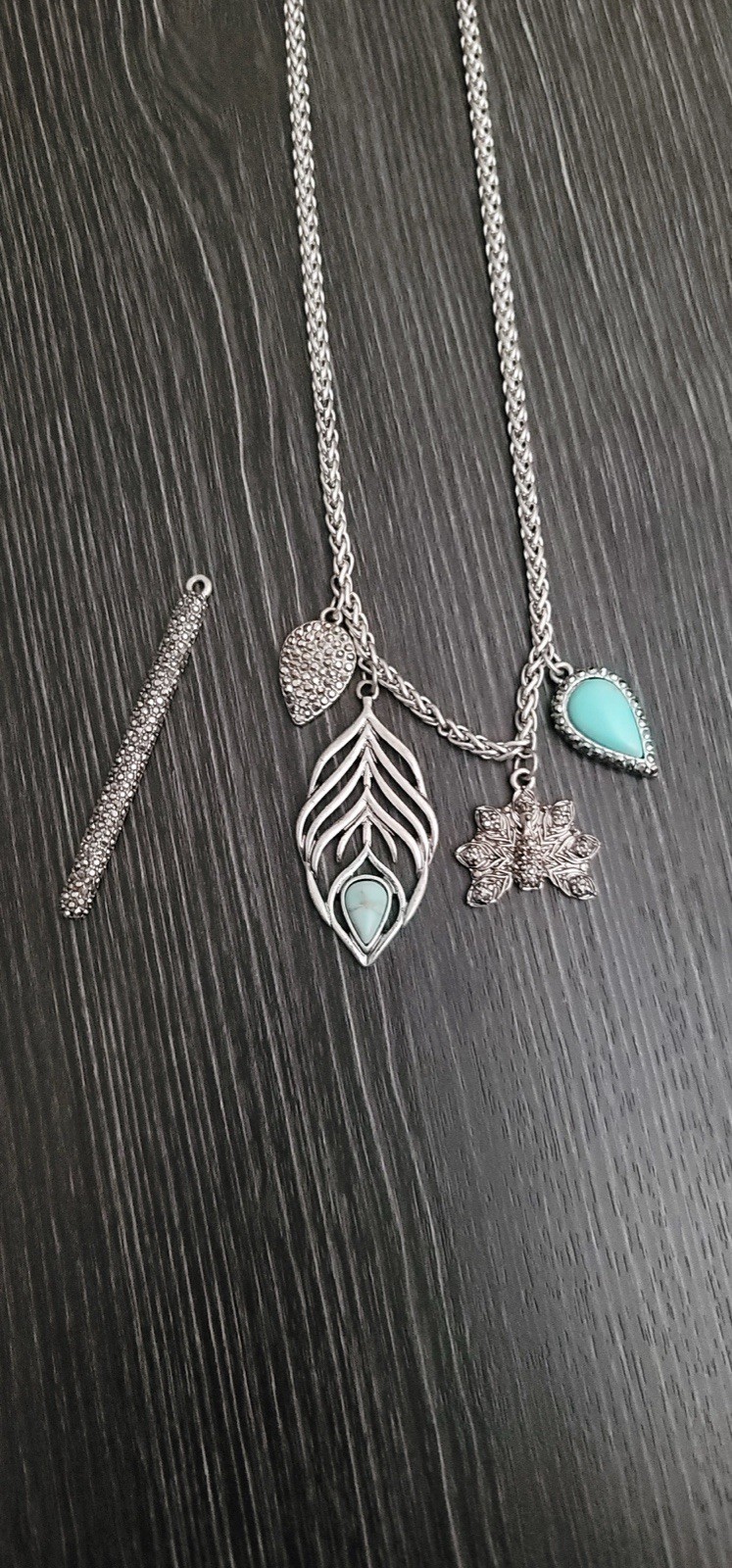 Silver Tone Leaf Charm Pendant Necklace Turquoise Teardrop Cable Chain Lobster