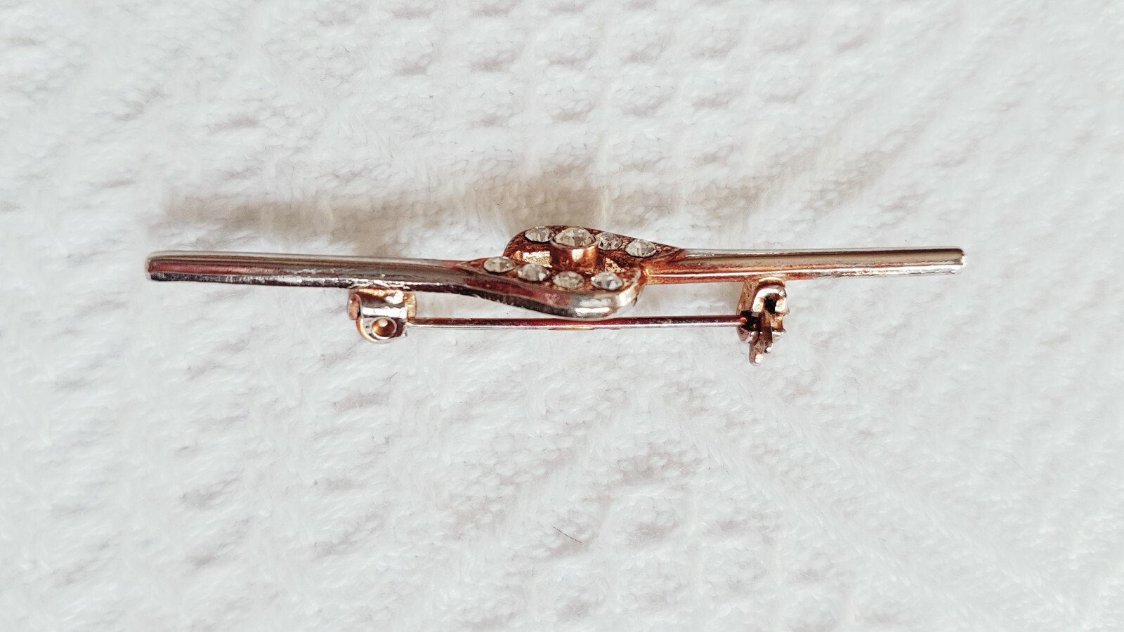 Brooch ~ Art Deco / Art Nouveau Style ~ Clear Diamantes ~ Silver Tone ~ Vintage