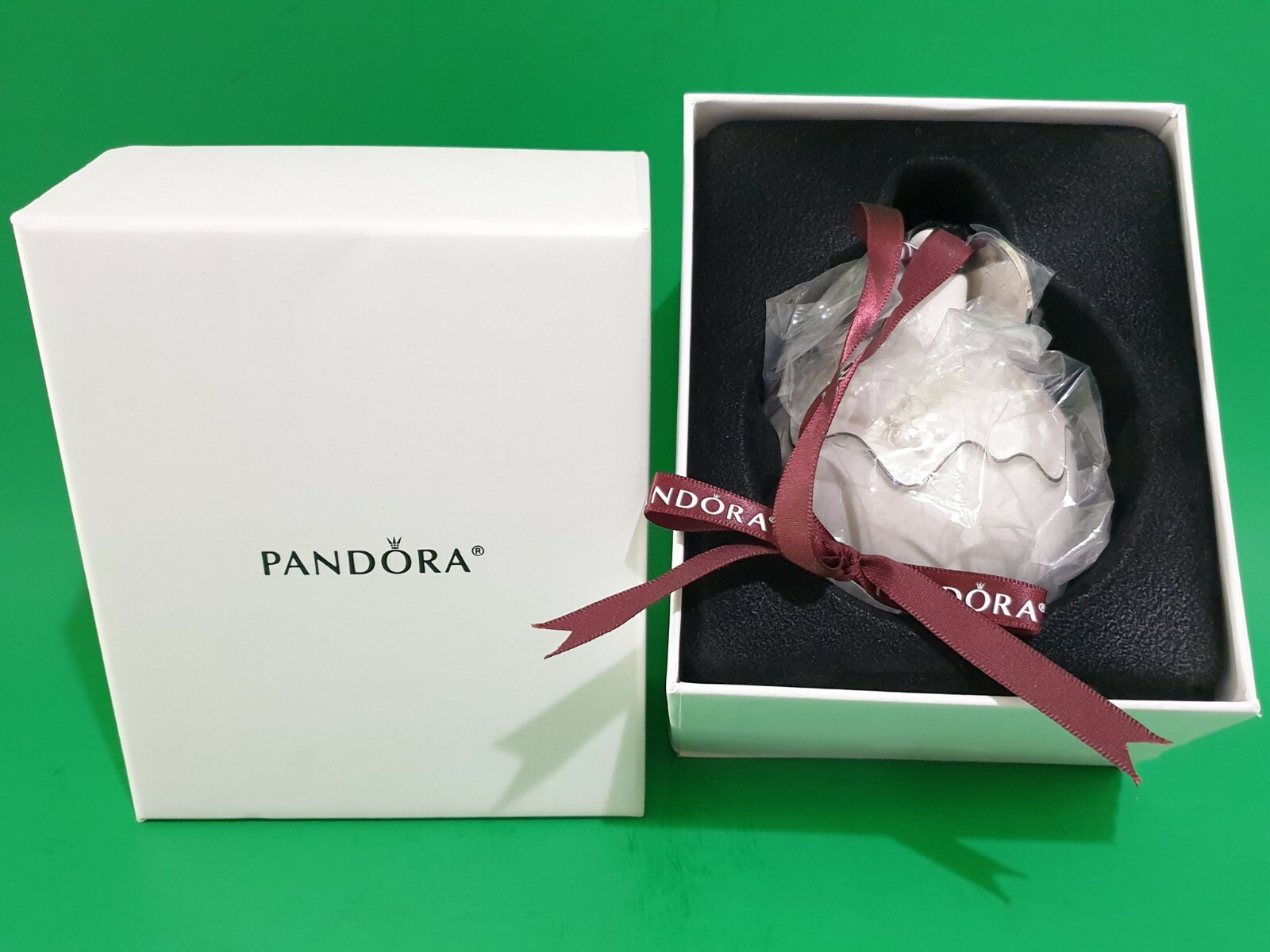 PANDORA Limited Edition 2018 Christmas Tree Porcelain Ornament