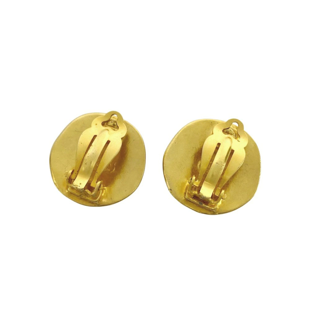 CHANEL CC Logos Round Clip-On Earrings Gold Tone 96P Auth #7899