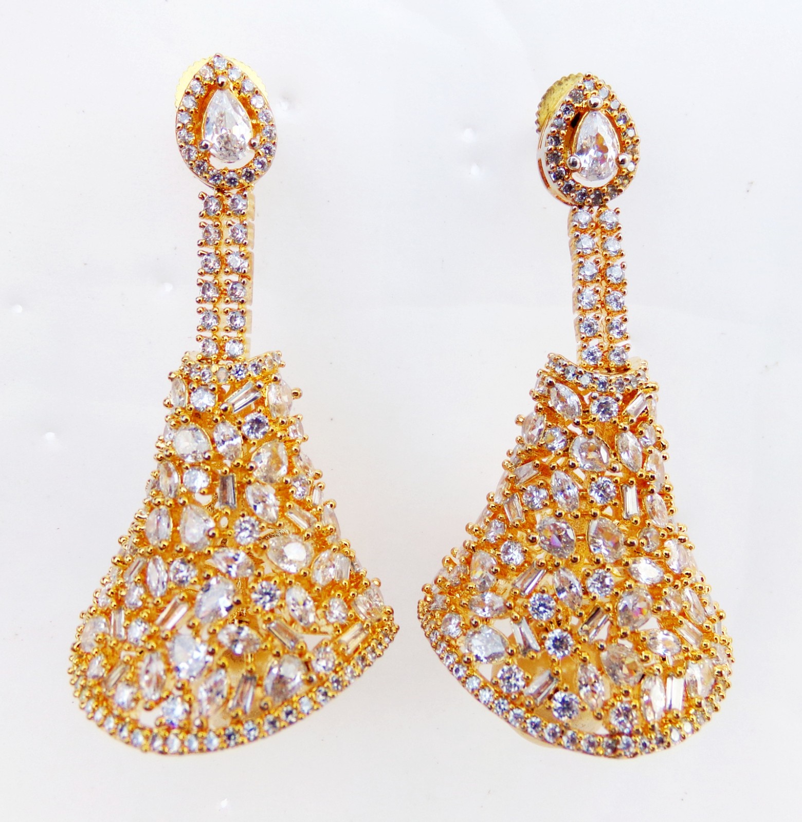 Indian Bollywood Wedding Gold Plated Fashion Jewelry Jhumka AD CZ Earrings Set