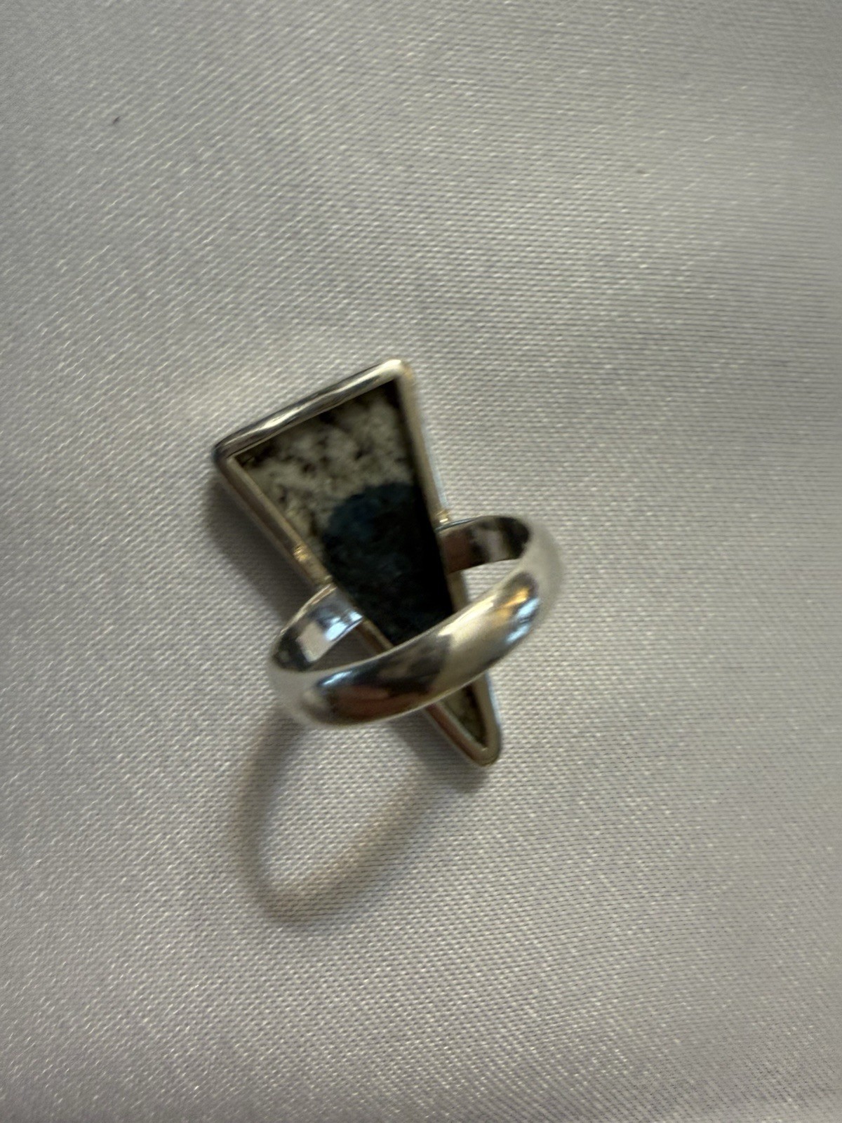 k2 Stone Ring. Large Sterling Ring (White Granite With Varied Blobs Of Azurite)