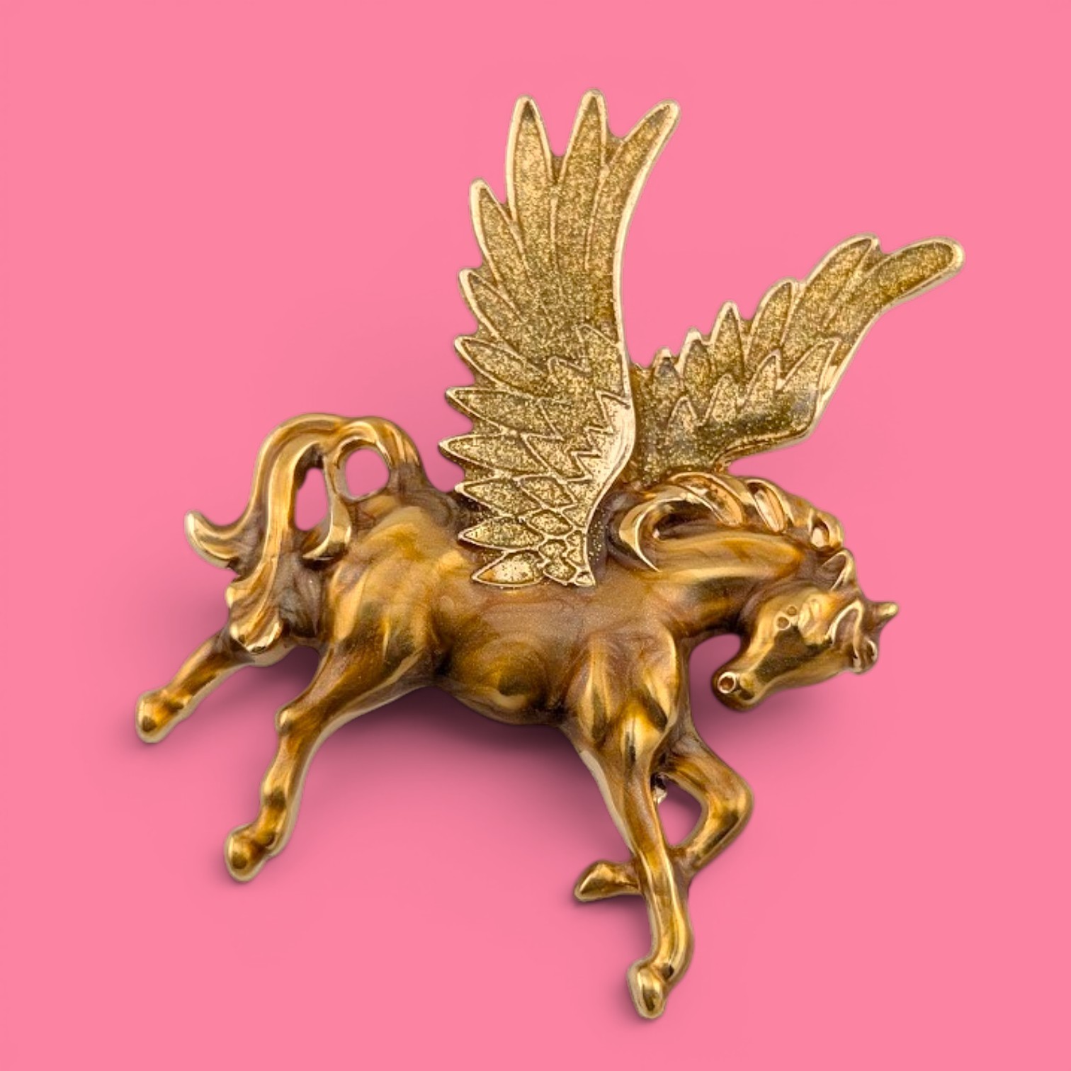 GLITTER-WINGED GOLDEN PEGASUS BROOCH metal enamel flying horse pin unicorn S6
