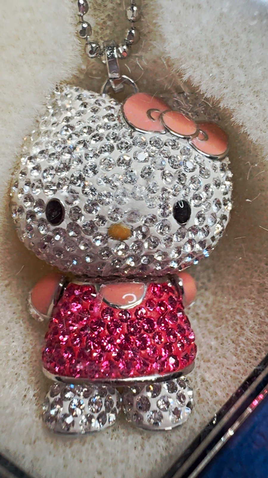 💖 AUTHENTIC SWAROVSKI HELLO KITTY CRYSTAL NECKLACE – BRAND NEW & SEALED 1141755