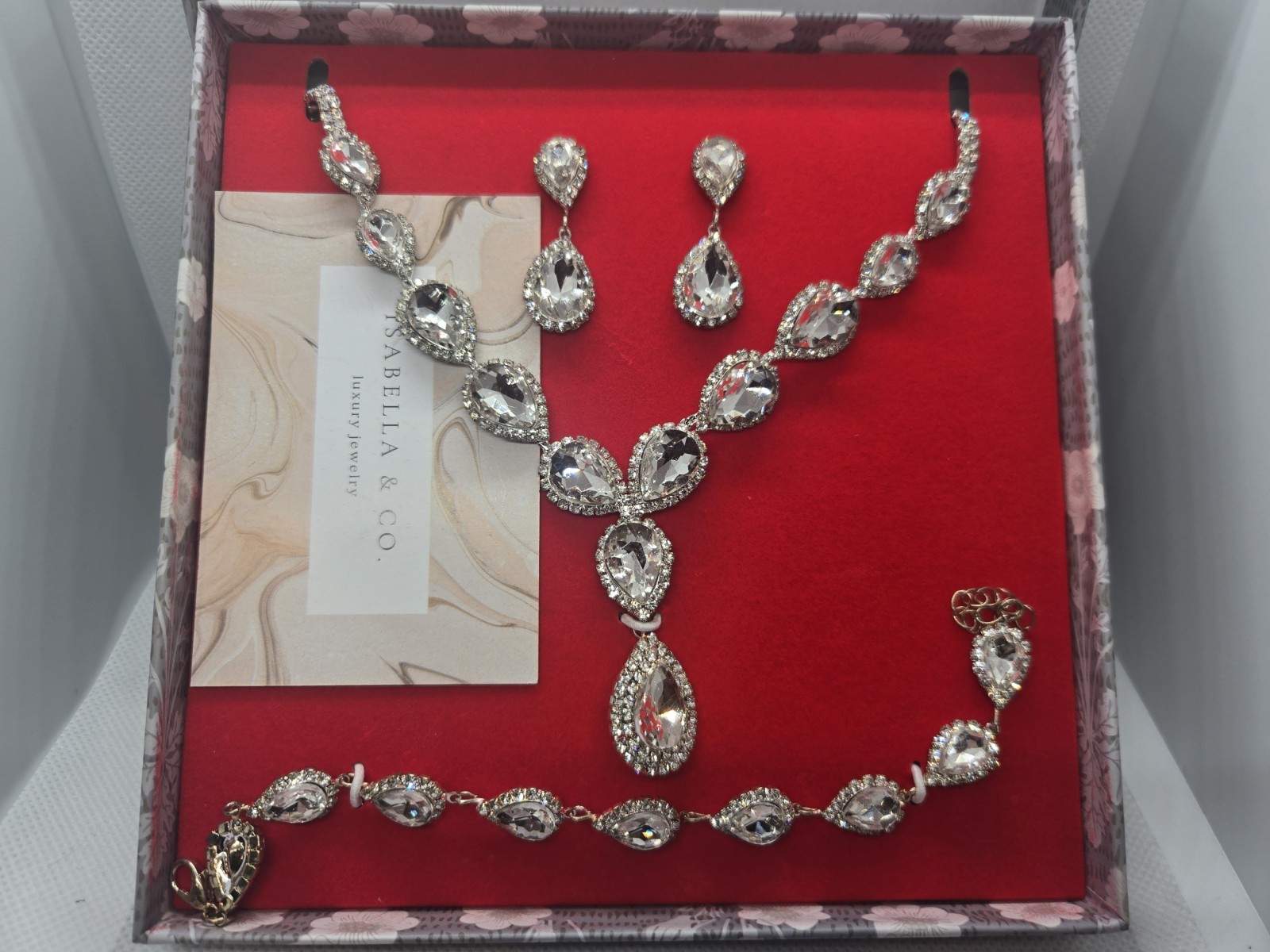 Its In His Kiss Page 375, 3 Piece Costume Jewelry Set