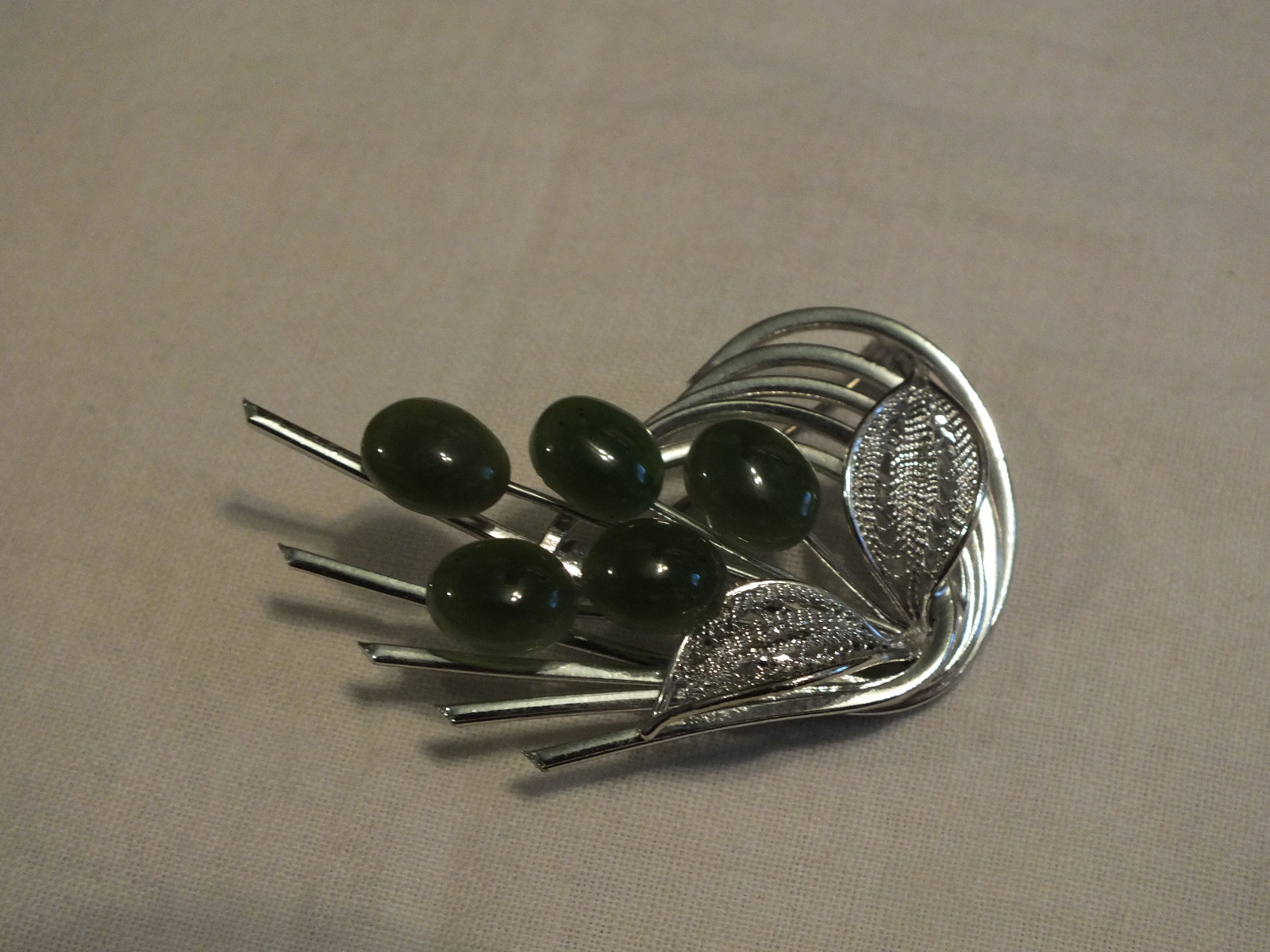 Lovely Brooch Pin Silver Tone Filigree Green Cabochons Flower 2 1/4 x 1 1/2 WOW
