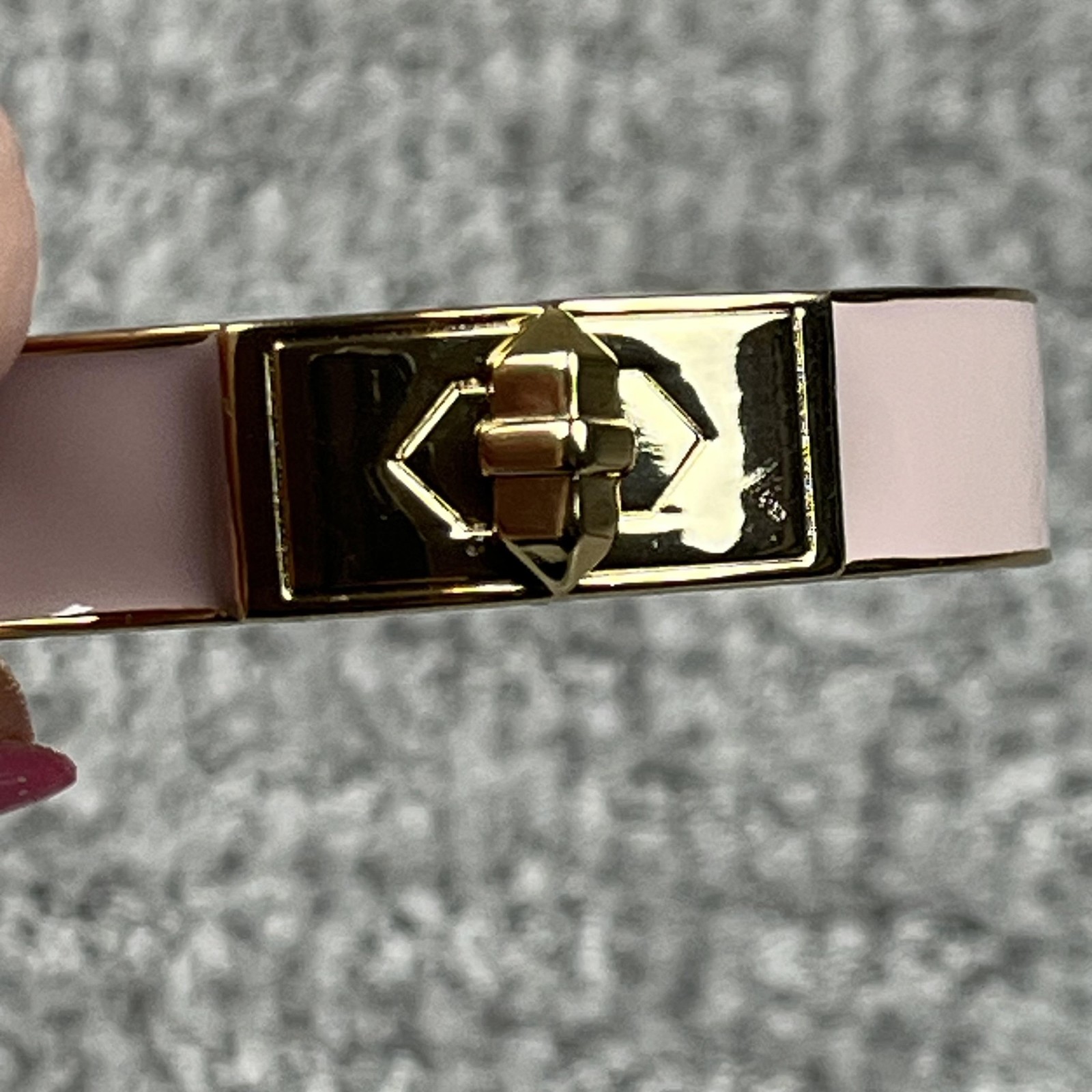 Stella Dot Enamel Bangle Bracelet Gold Tone You Do You Womens Jewelry Signed