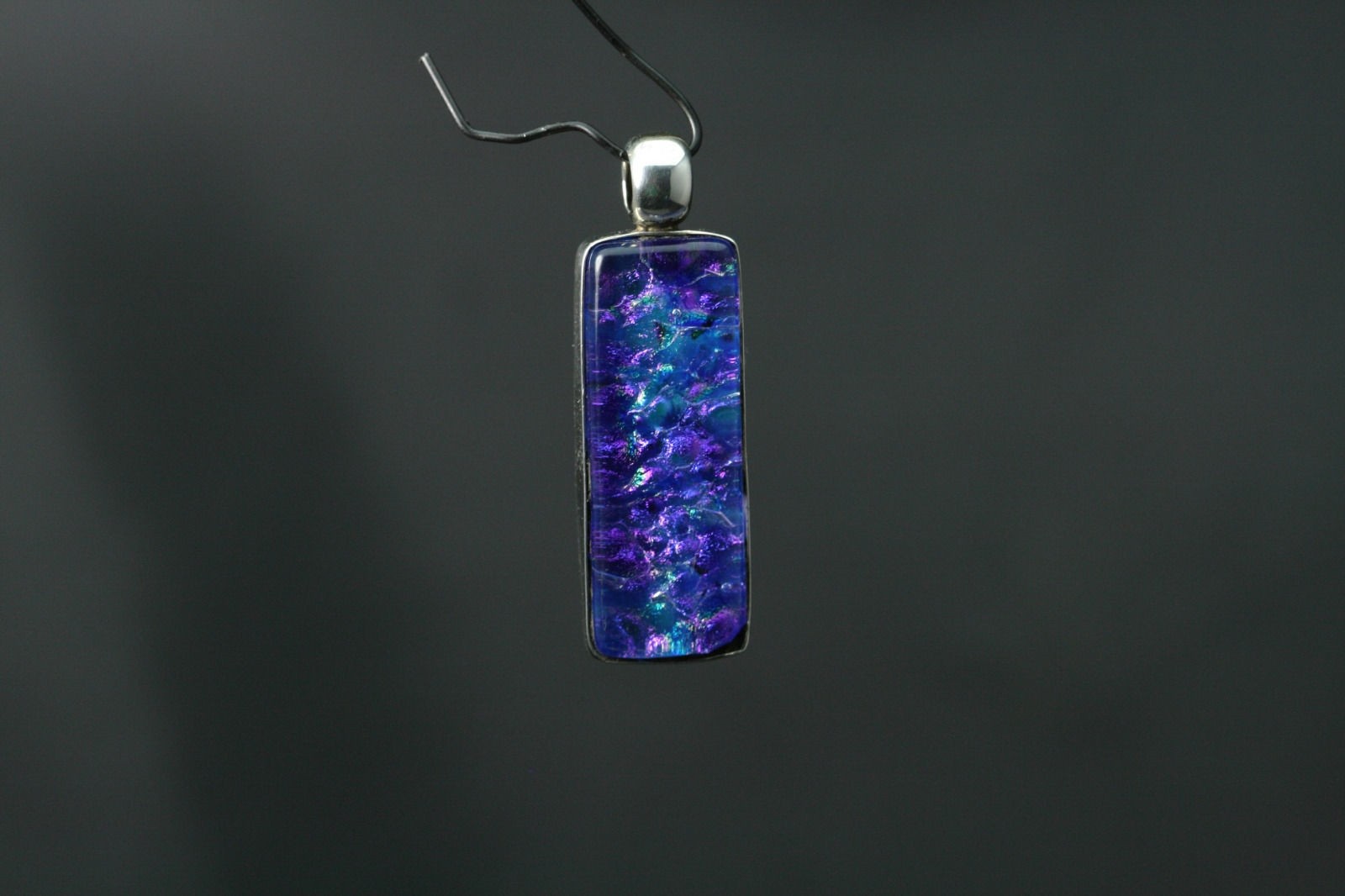 925 Sterling Silver Enameled Metallic Flakes Pendant 9.8 grams PEN1616