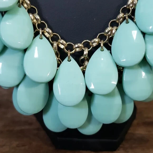 Costume Jewelry – Statement Necklace – Up to 24 Inches – Aqua Green