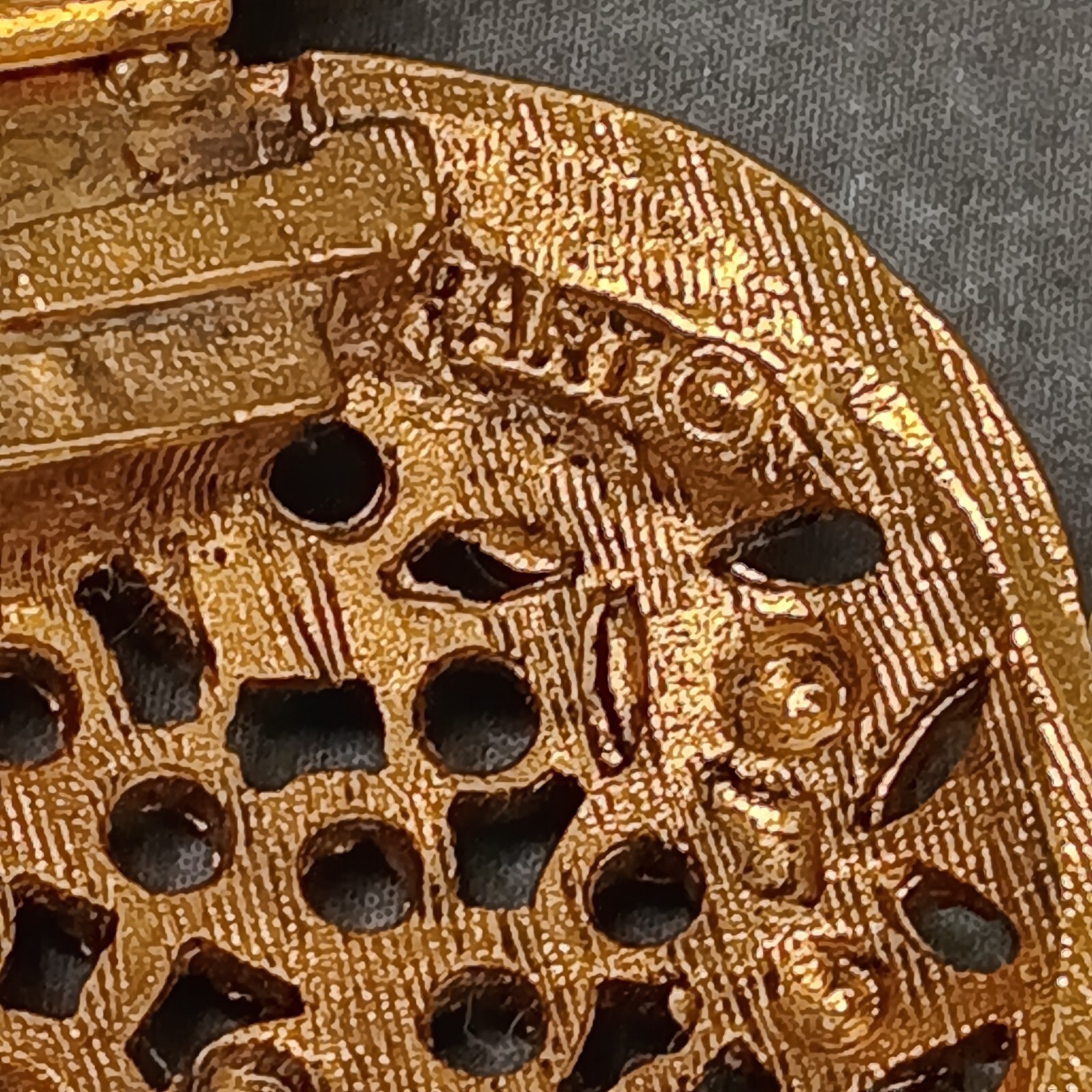 ART Filigree Purse Locket Pendant Sachet Necklace Victorian Style Kiss Lock Vtg