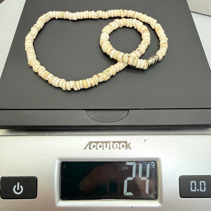 Vintage Tiger Puka Shell Choker Necklace 16″ 1970’s Hawaiian 24g