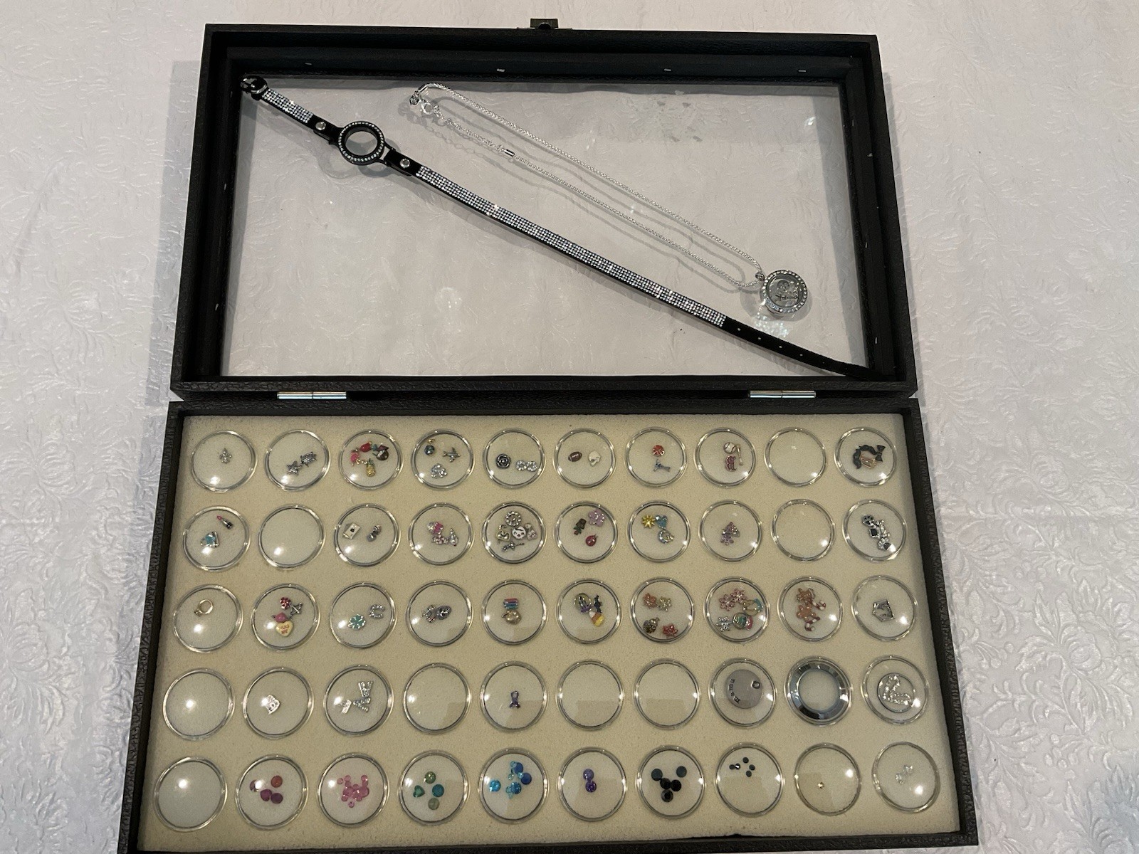ORIGAMI OWL Lot With Necklace,bracelet,125+charms & gems ,and storage case
