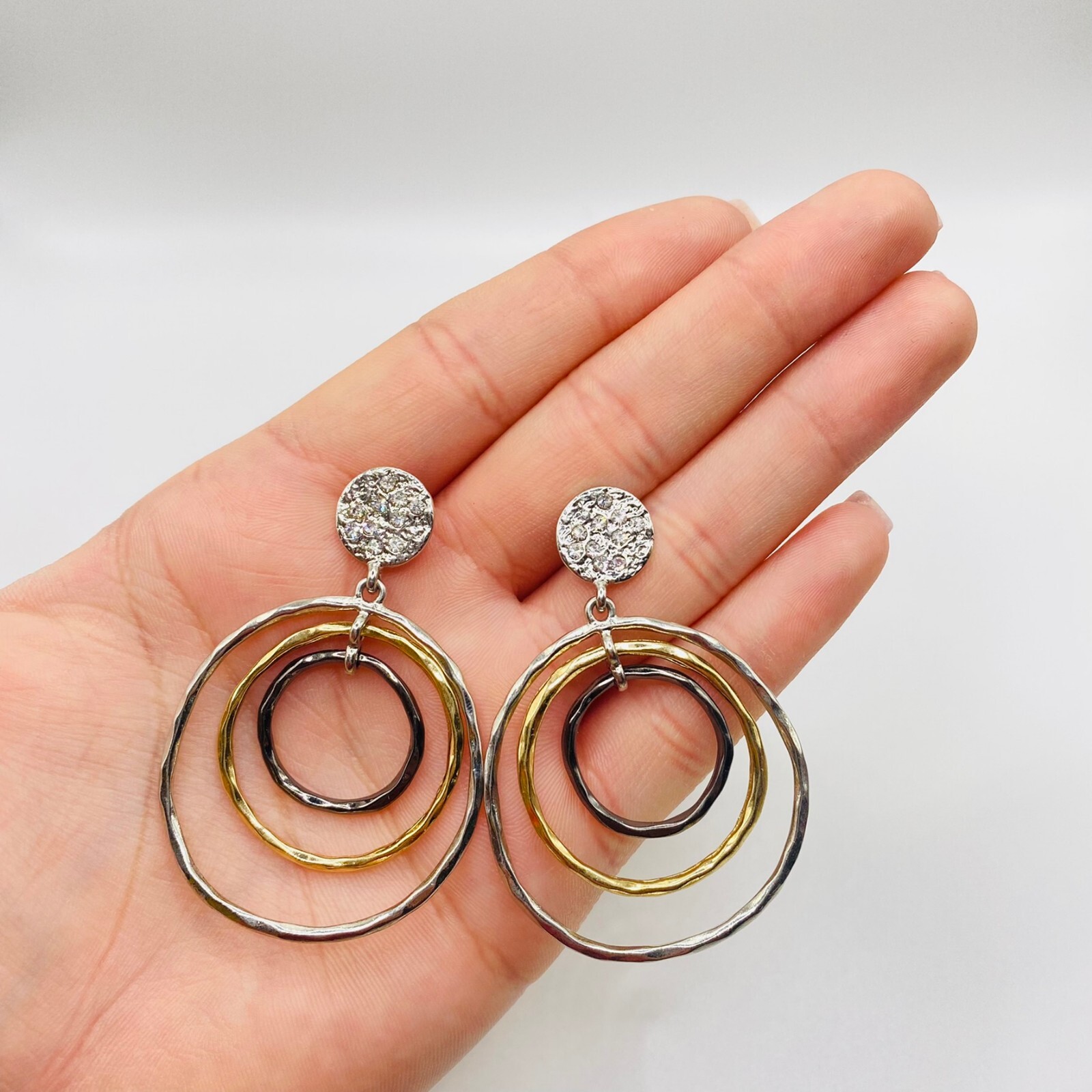 Two Tone Silver Tone Gold Tone Concentric Circle Hoop Stud Earrings Approx 1.5”