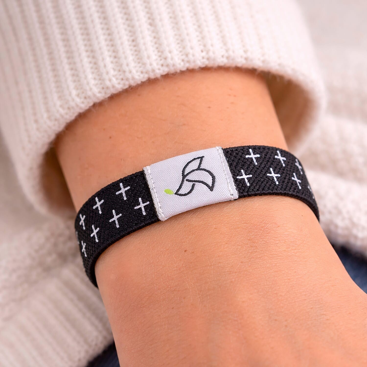 NFC Scan Daily Bible Verse Polyester Stretch Bracelet – Black 7-8In