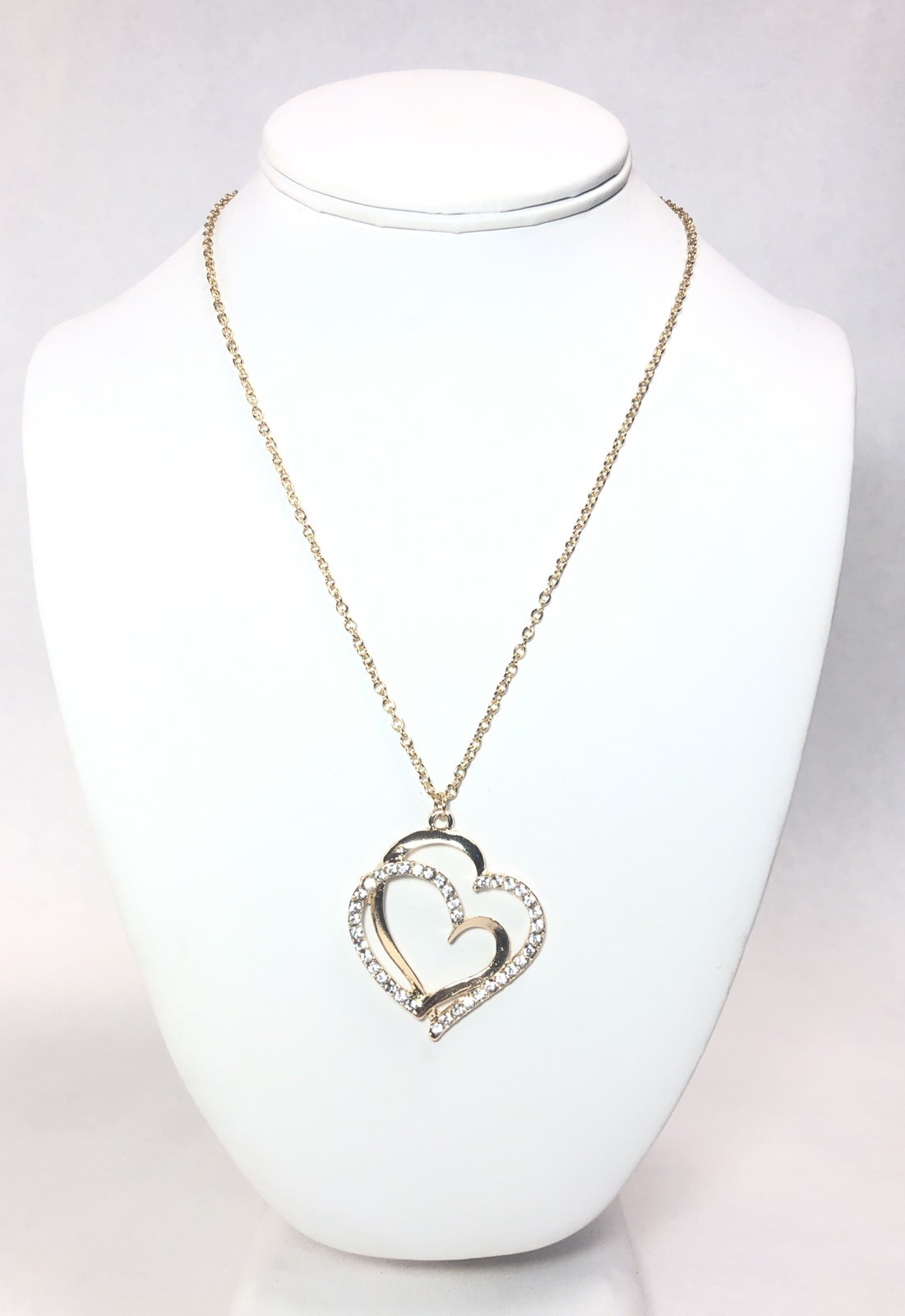 Women’s 18” Gold Tone Large Double Heart Charm Pendant Necklace W/ Crystals Gems
