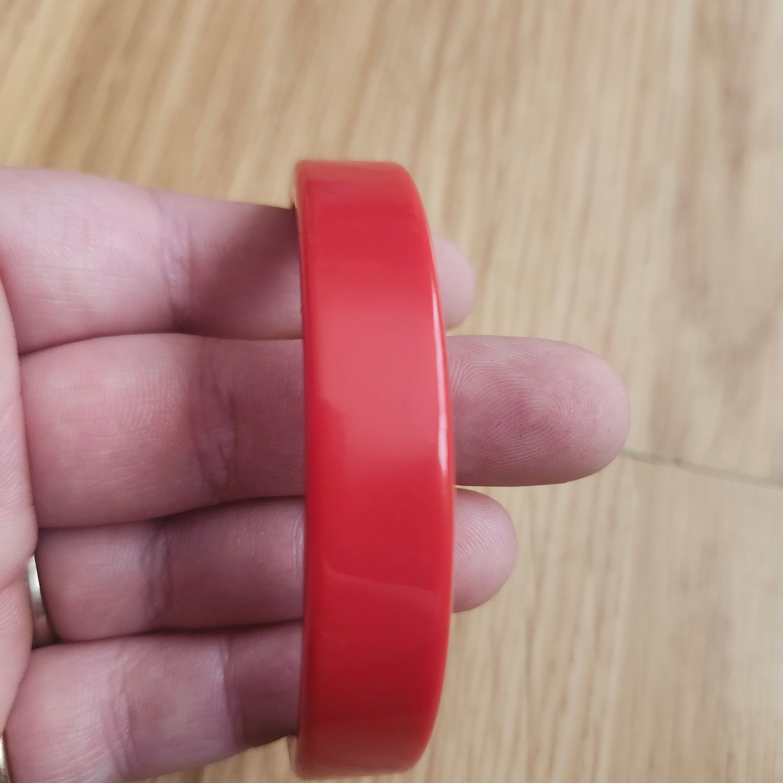 Chunky Red Plastic Bangle Bracelet 0.5″ Wide 6.6mm Thick Glossy Statement Stack