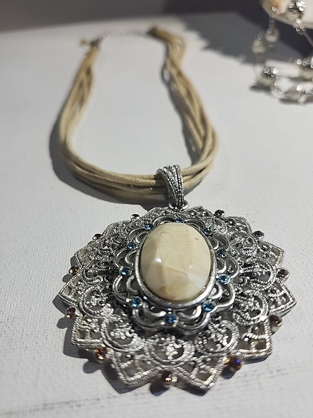 Cream and Silver Tone NecklaceJewelry Set LOT of 2