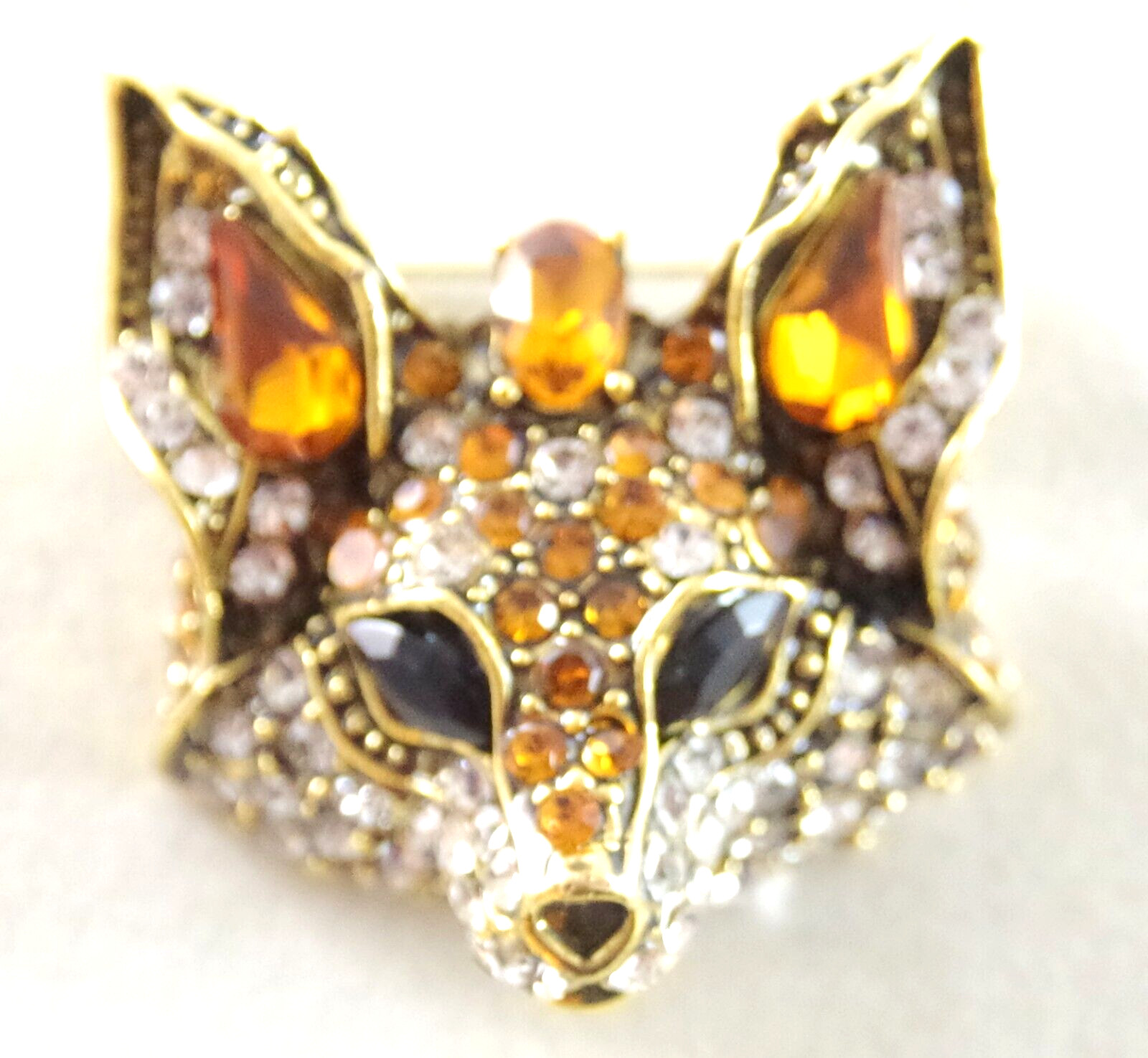 MINI 1 1/8″ NWOT DESIGNER STYLE DIMENSIONAL CRYSTAL RHINESTONE FOX HEAD BROOCH