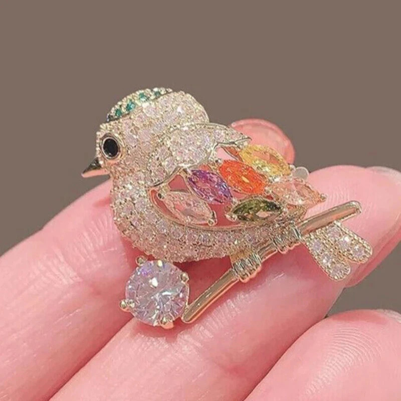 Fashion Sparkling Cubic Zircon Bird Brooch for Women Elegant Crystal Animals Pin