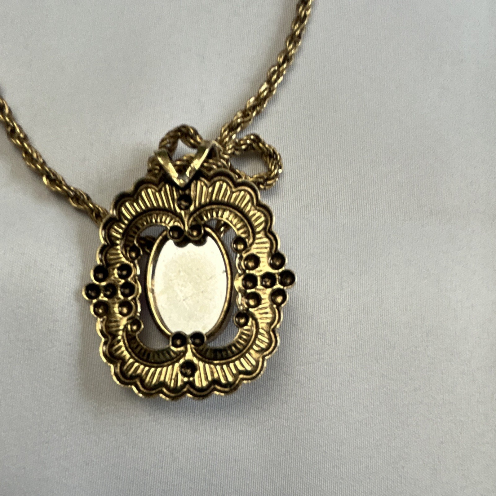 Gold Tone Rope Chain Necklace Oval Bezel-Set Purple Simulated Crystal Charm
