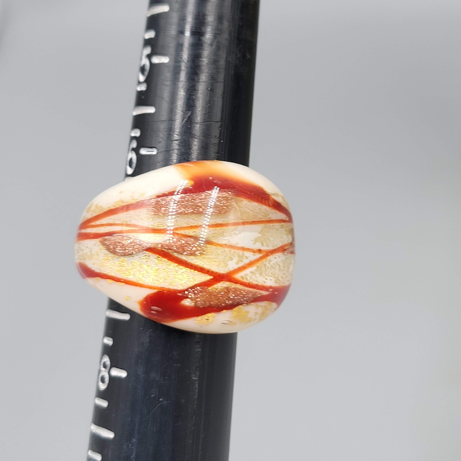 Multicolor Glass Wrap Cocktail Ring Womens Size 7 Gold Red Swirl Band Bold