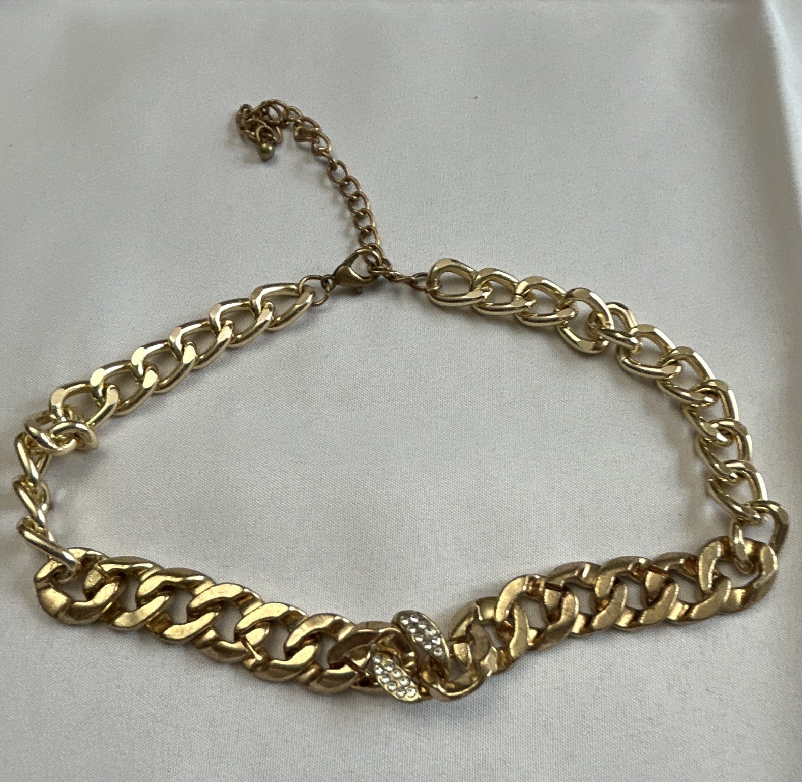 Gold Tone Curb Chain Bracelet Pavé Clear Round Crystal, Adjustable Lobster