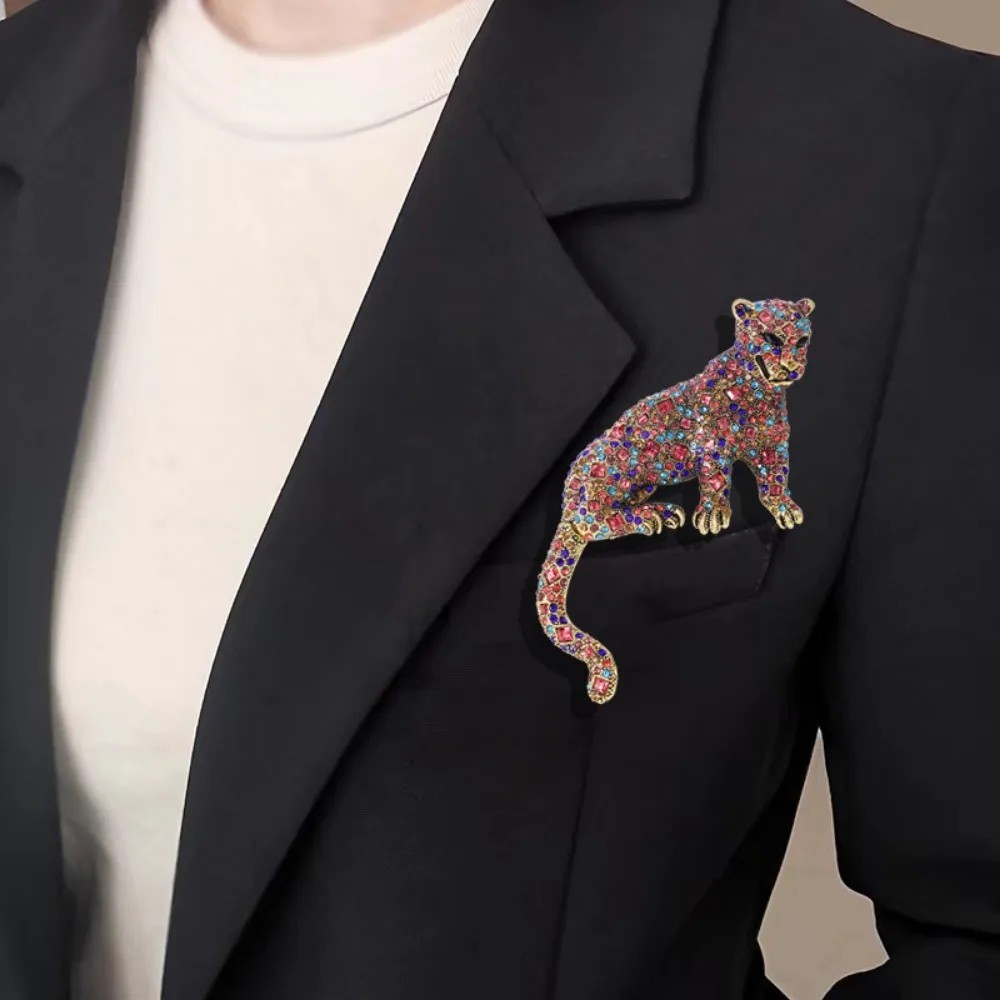 Classic Rhinestone Leopard Brooch For Women Men Animal Crystal Colorful Corsage