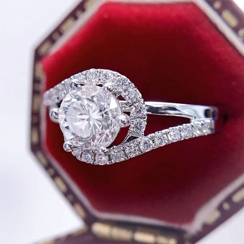 Woman White Gold Plated Sparkling CZ Band Ring Sizes 6-10 Wedding Engagement