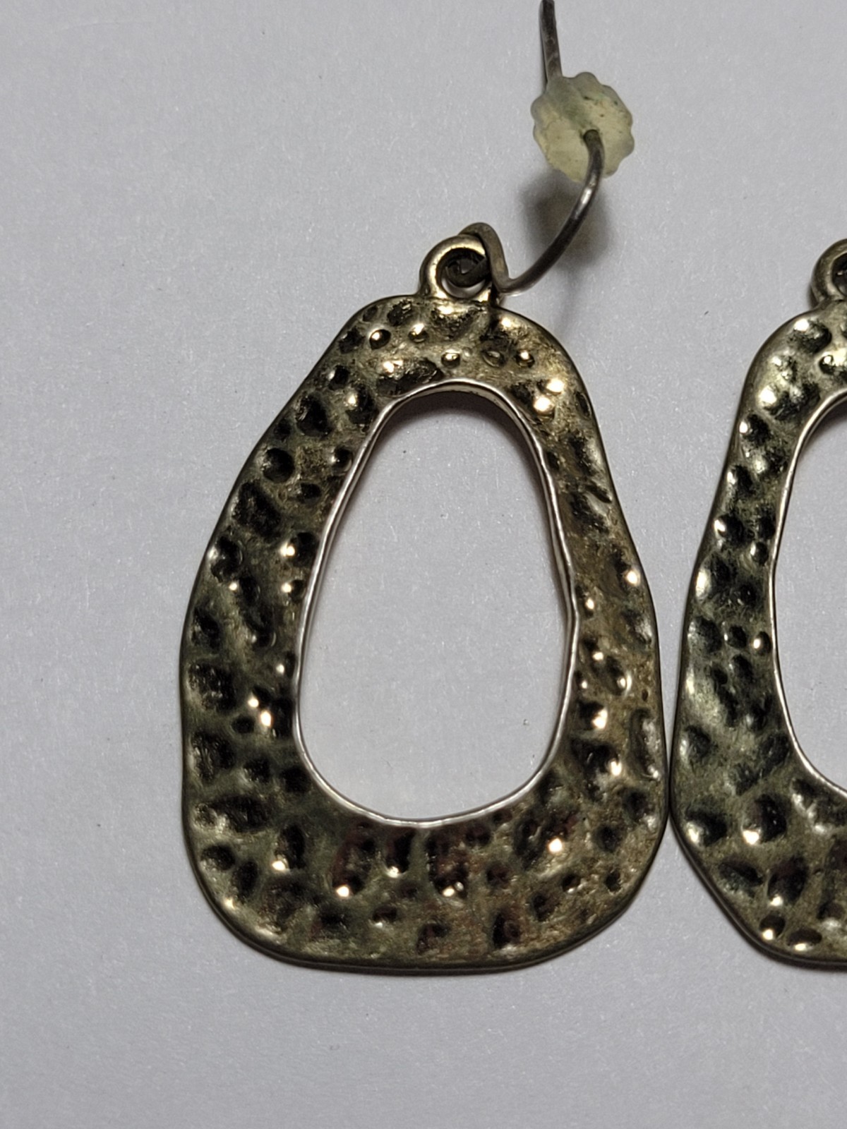 Bold Goldtone Hammered Texture Open Teardrop Hoop Earrings Hook Women’s Jewelry
