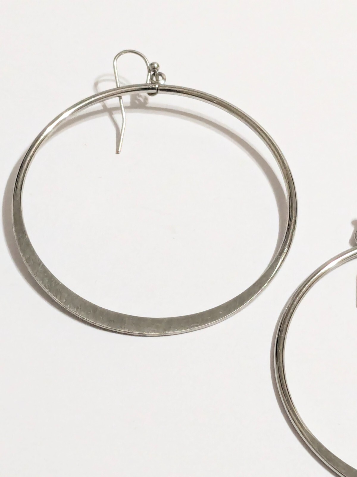 Silver Tone Hoop Hook Dangle Flat Edge Earrings. Modern. 2 1/4″.