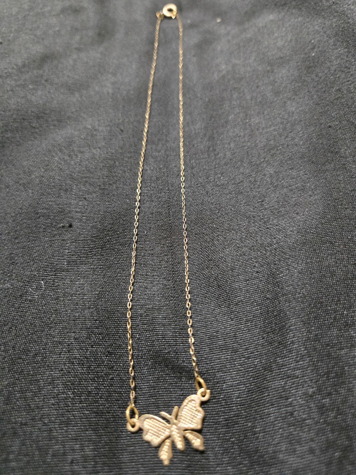 Dainty Gold-Tone Textured Butterfly Pendant Necklace – 15″