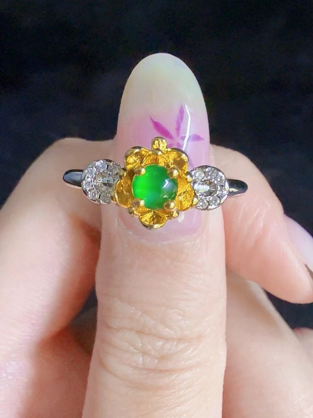 Top Natural green jadeite flower ring