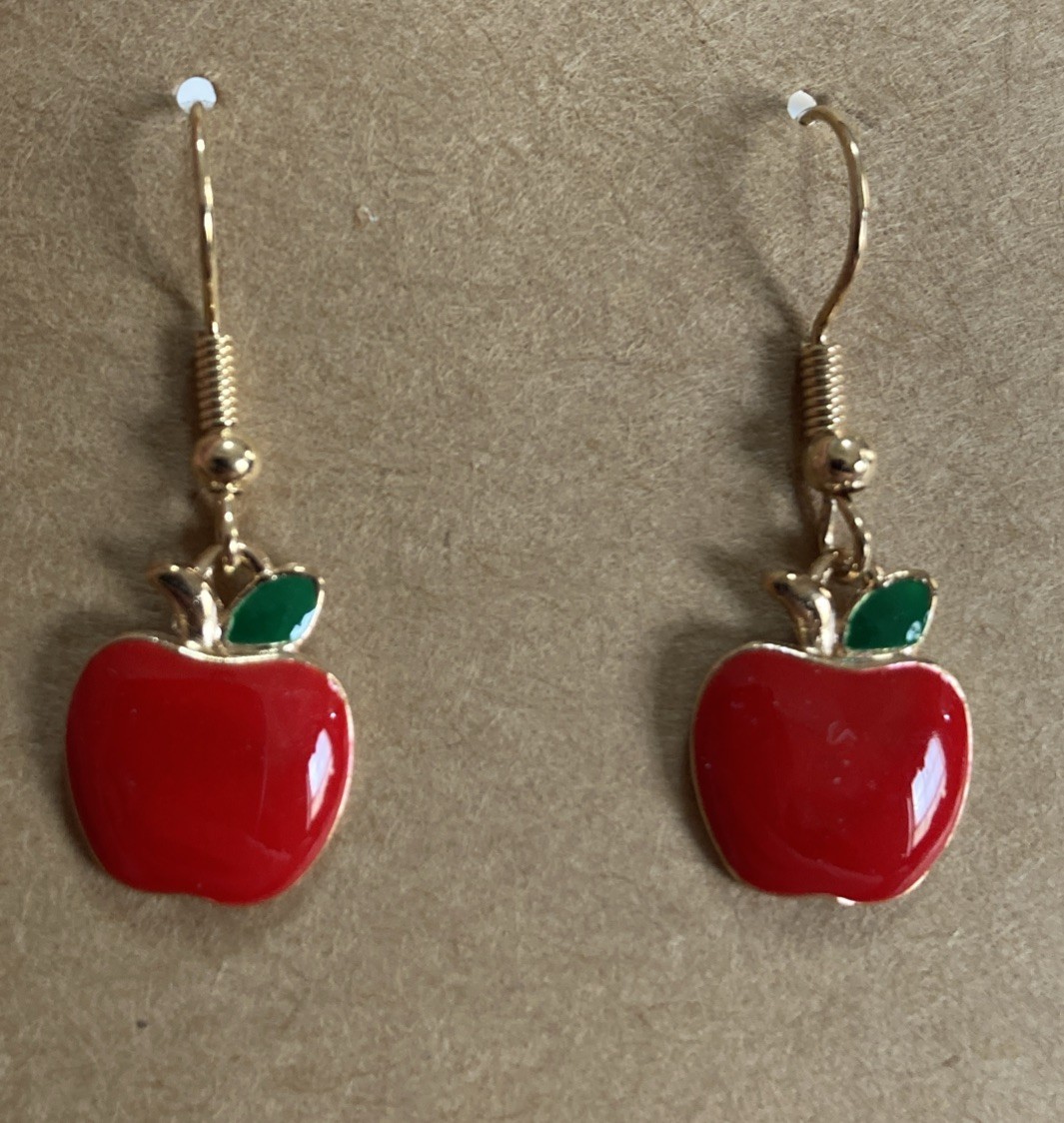 New Fashion Jewelry dangle Earrings Gold Red Apple food pierce teacher gift