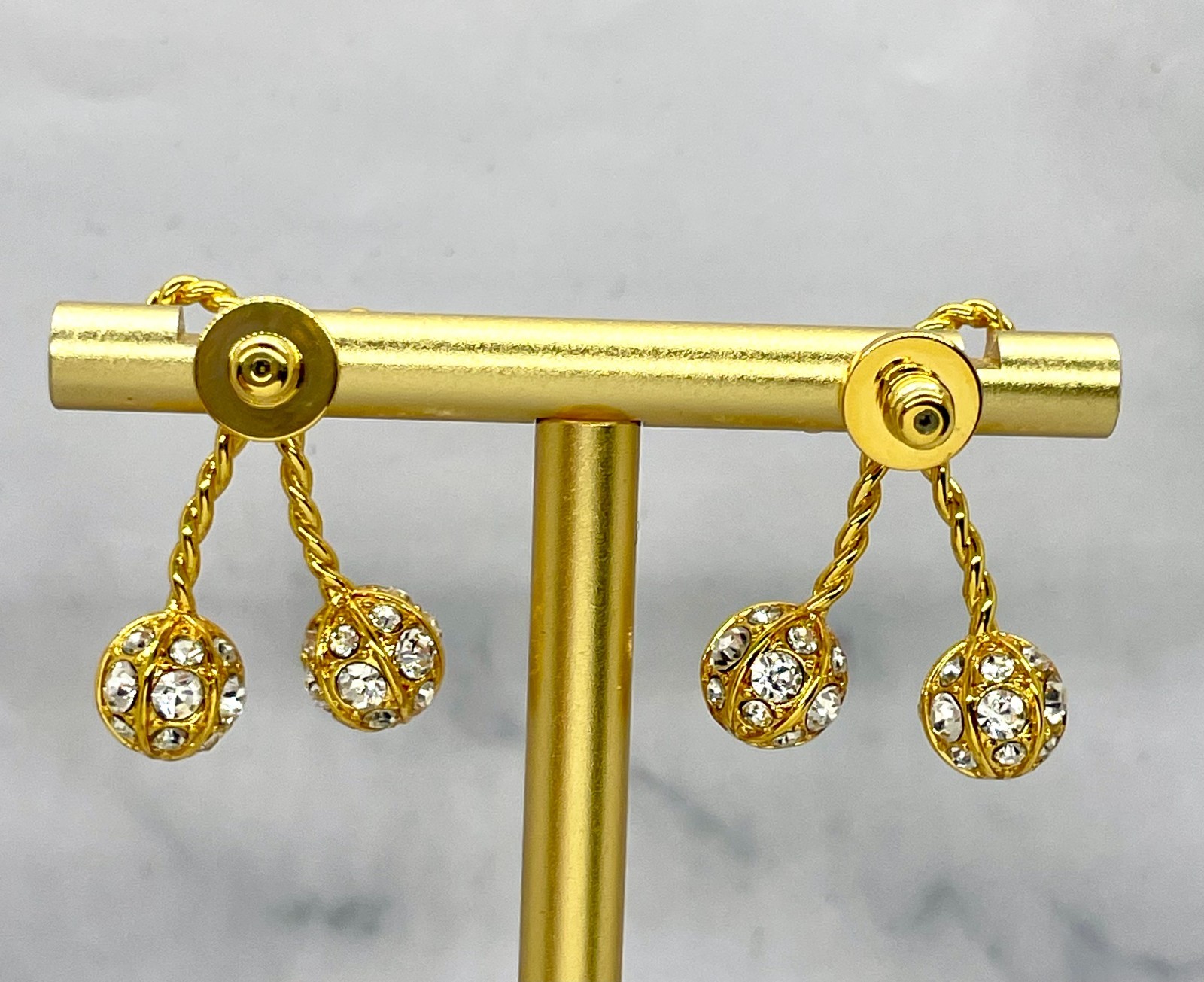 Valentino Garavani Cherryfic Rhinestone Earrings – Pre owned / MC6137