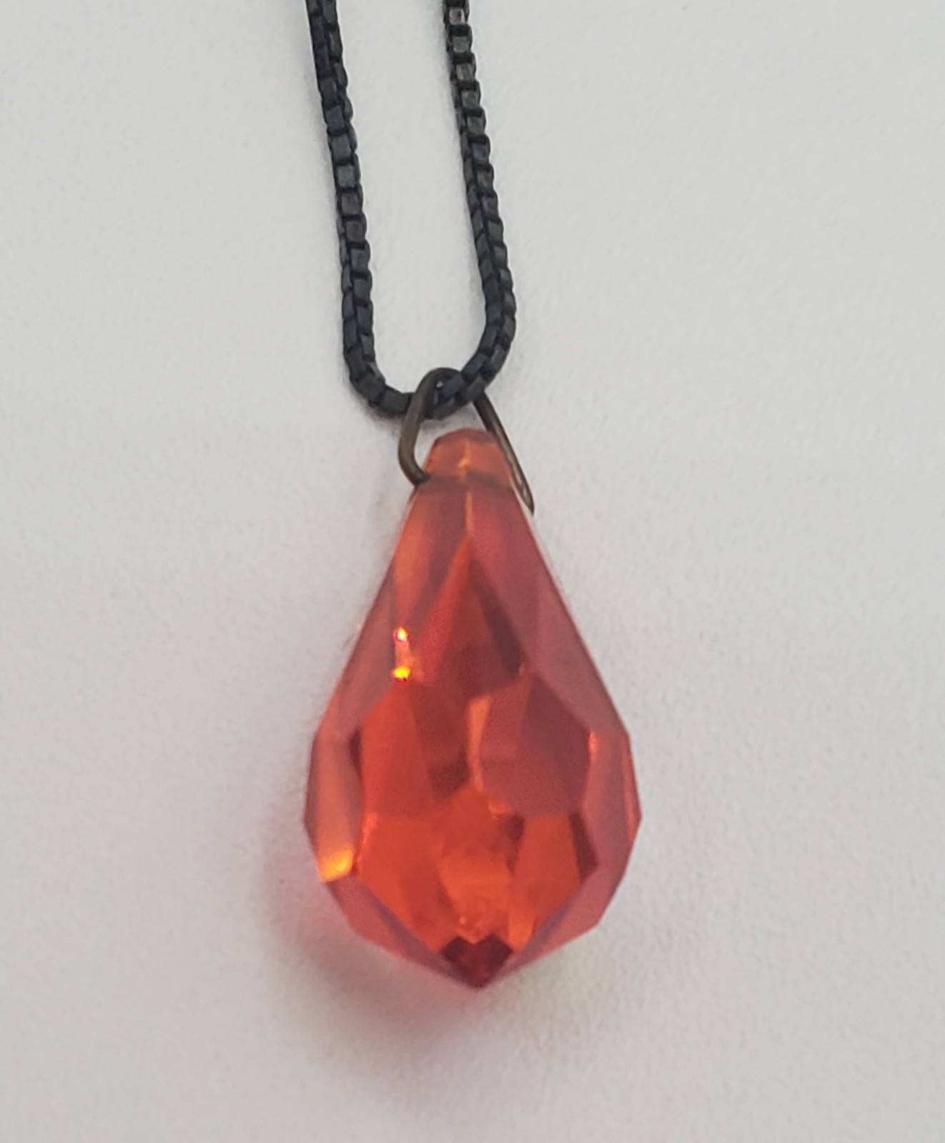 925 SI Necklace 19in Sterling Silver Brilliant Red AB Faceted Teardrop Crystal