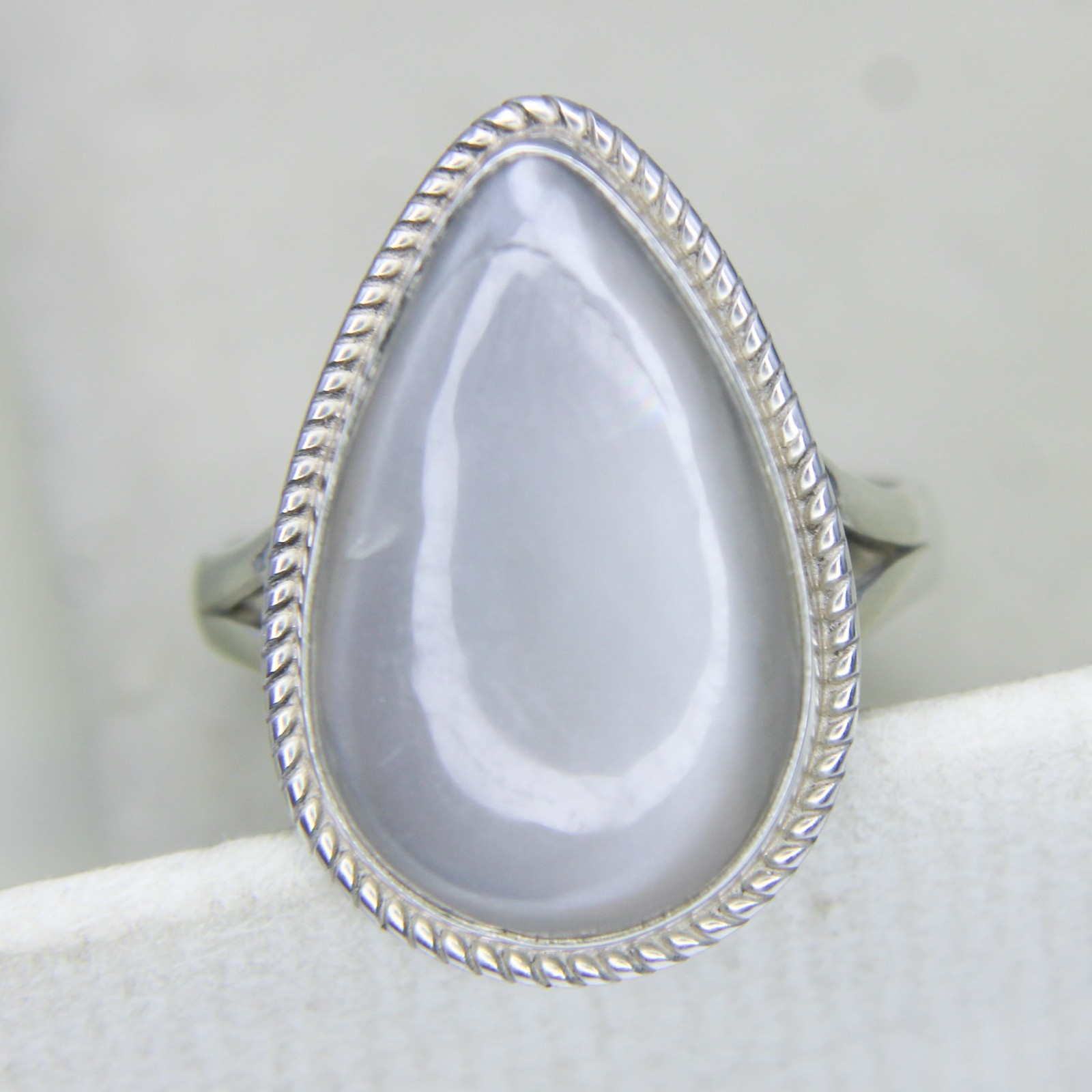 Natural White Moonstone Vintage Ring With 925 Sterling Silver In All Sizes