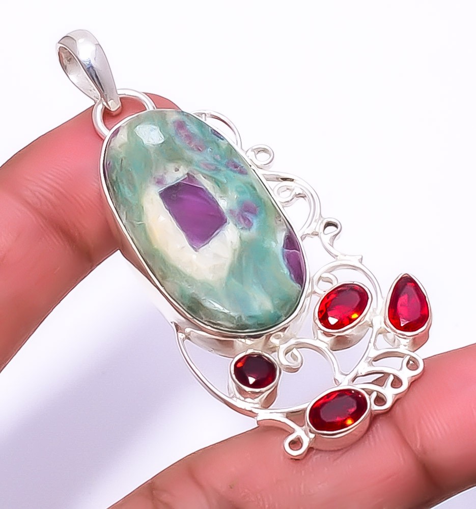 Ruby In Fuschite – India & Garnet Simulated 925 Silver Pendant 2.54″ P1550-14