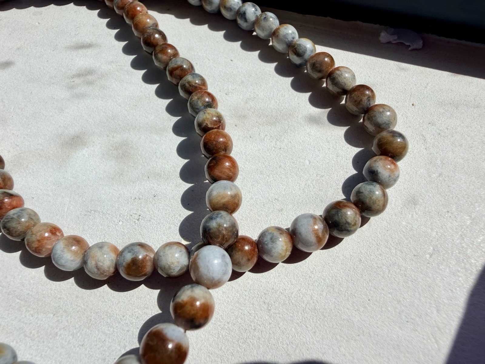 jadeite burma necklace 6.5m red gray half half type A Burmese jade 翡翠 红乌鸡无烧