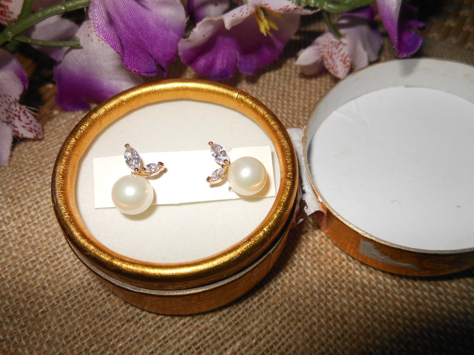 Gold Plated Copper PEARL STUD EARRINGS w/ CUBIC ZIRCONIA LEAF 7.4mm Fast Ship