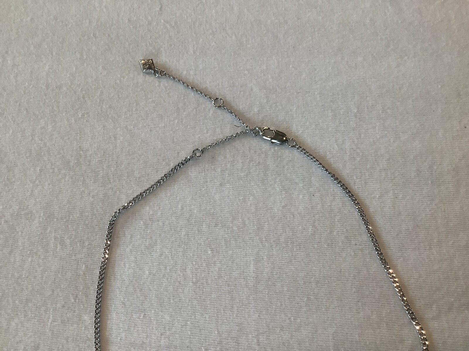 NWOT~Vera Bradley Silver Tone Live Your Dreams Bar Necklace