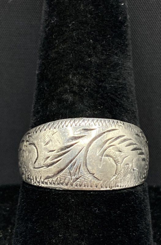 925 Sterling Silver Stamped Design Size 9 3/4 Ring 8.2 g