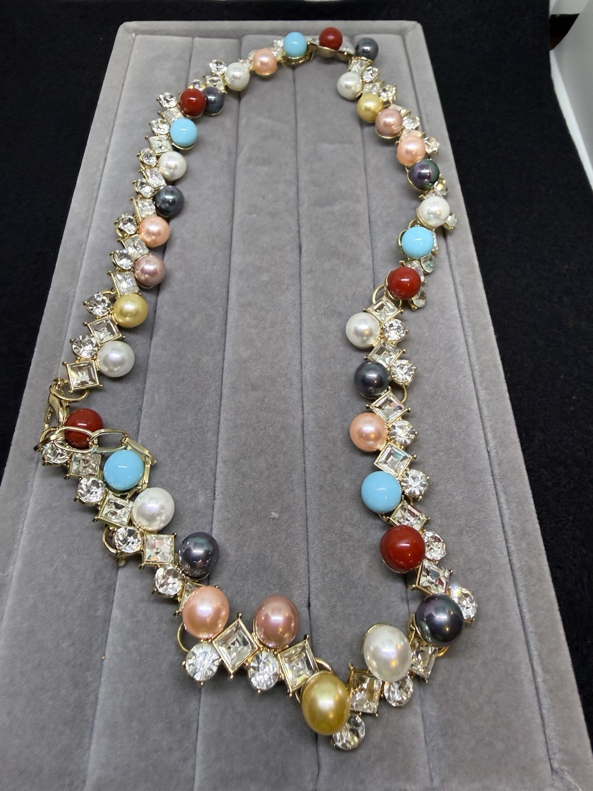Multi Color Shell Pearl, Austrian Crystal Necklace, 18-20 Inches In Goldstone