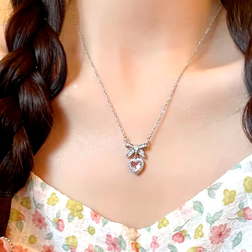 Super Cute Bow Pink HEART Valentine LOVE Rhinestone Betsey Johnson NECKLACE