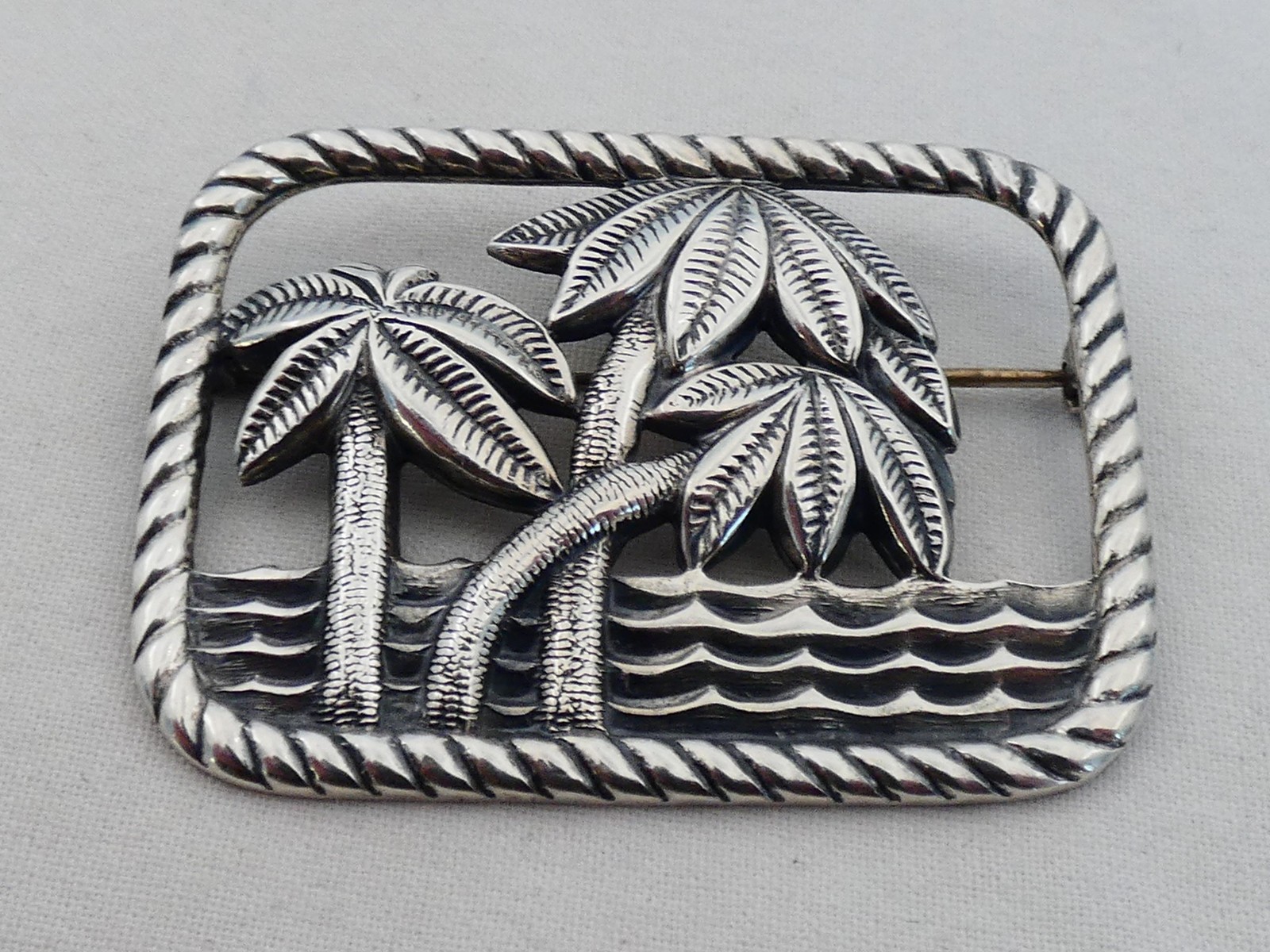 Estate Sterling Silver Tropical Palm Tree Large Brooch VF-18