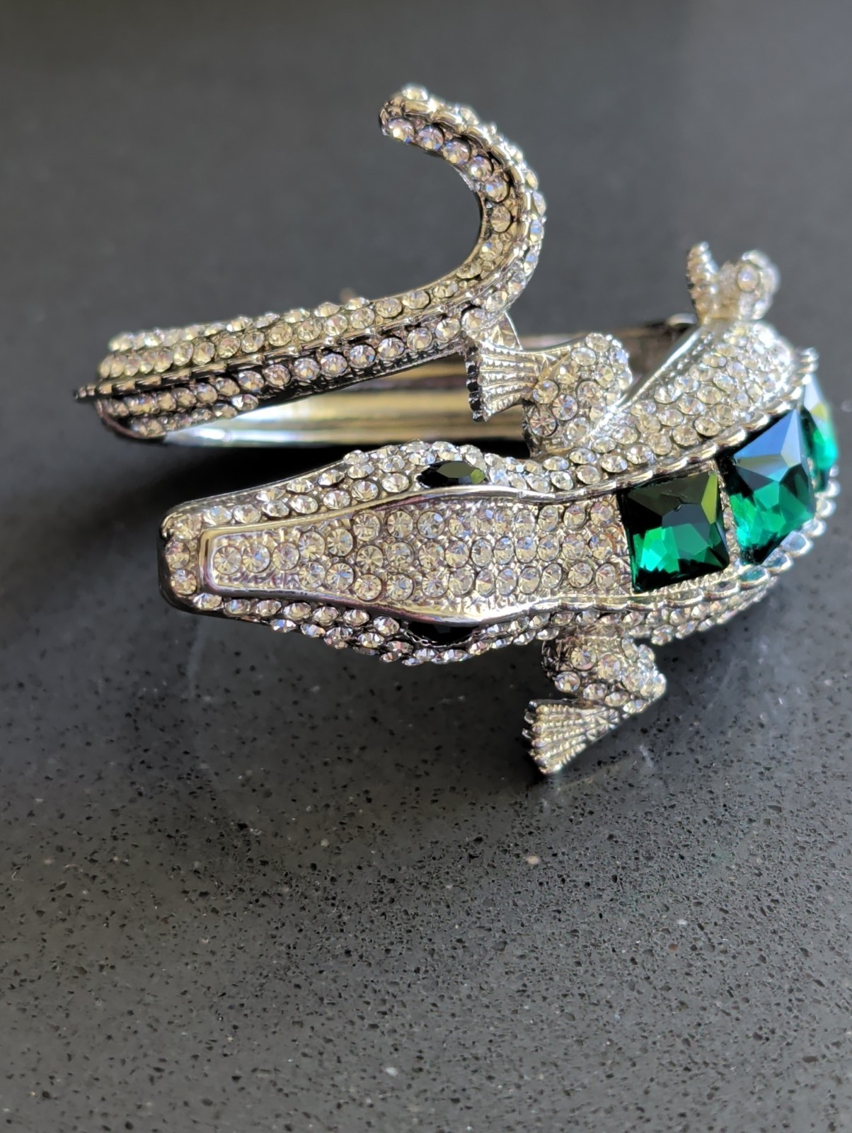 Bracelet Alligator Crocodile Green Rhinestone Pave Setting Hinged Cuff READ Q135