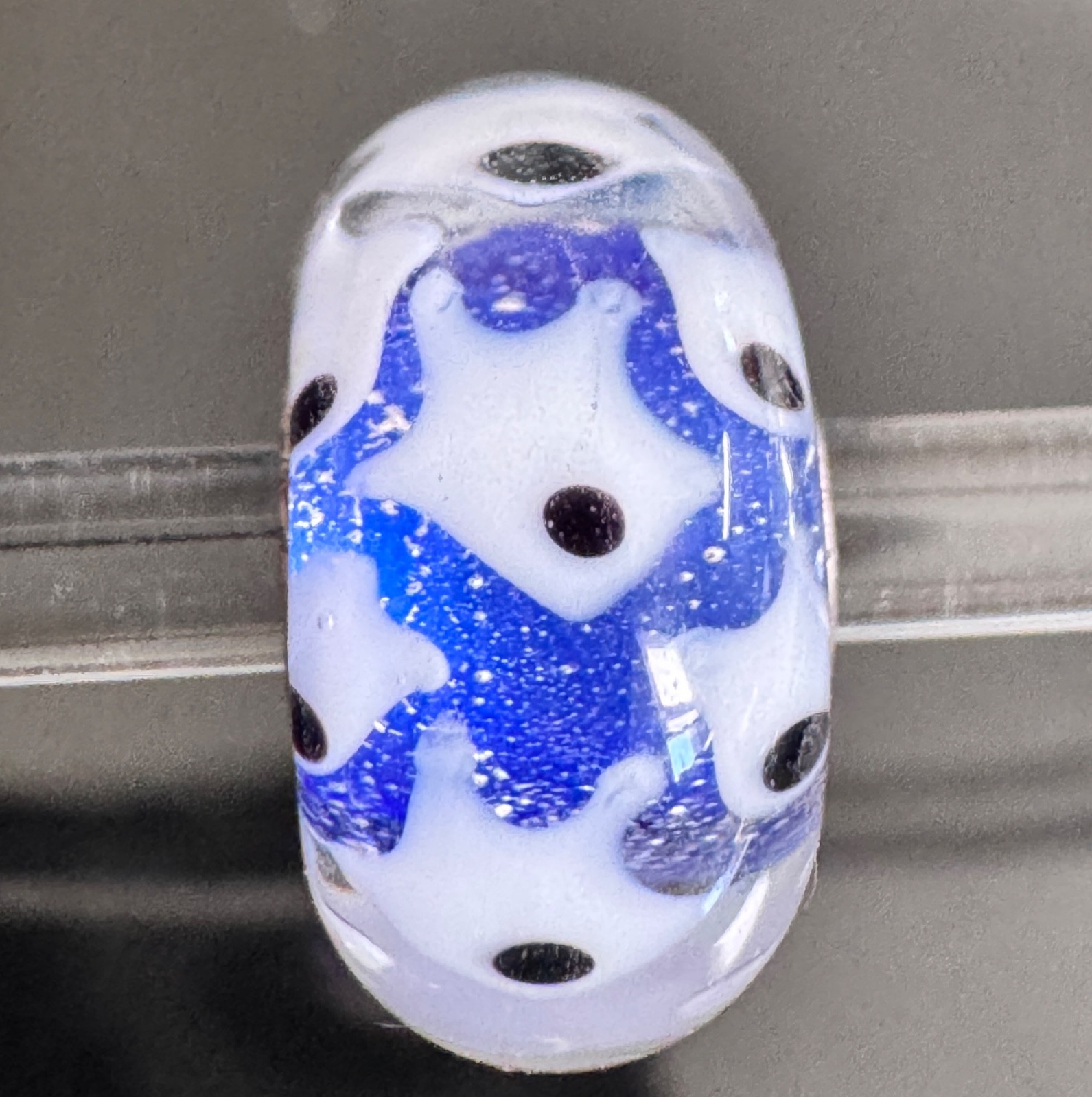 NEW💕Trollbeads UNIQUES Critters Beautiful Blue Cosmic Base with White Starfish